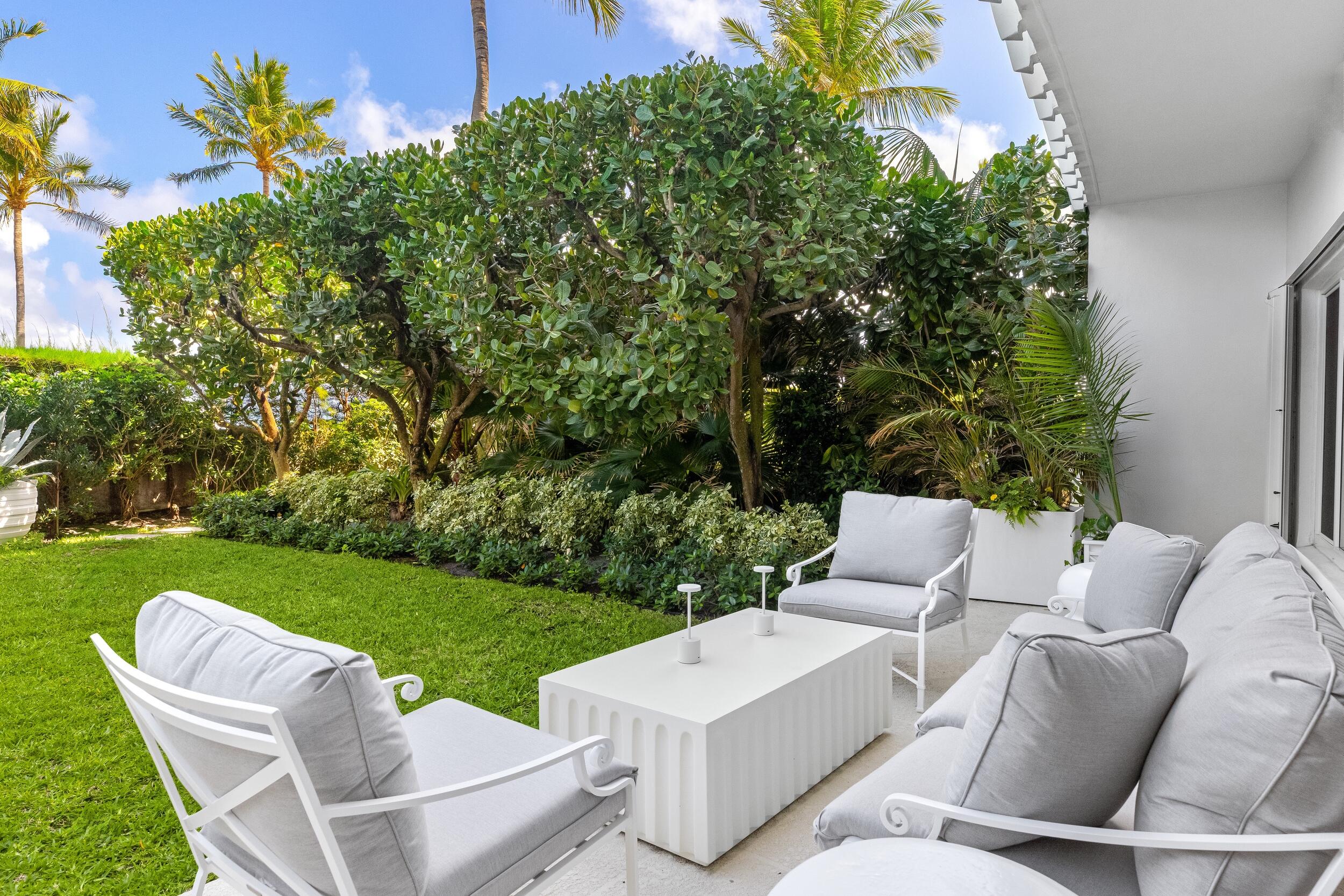 300 S Ocean #1b Palm Beach, FL 33480