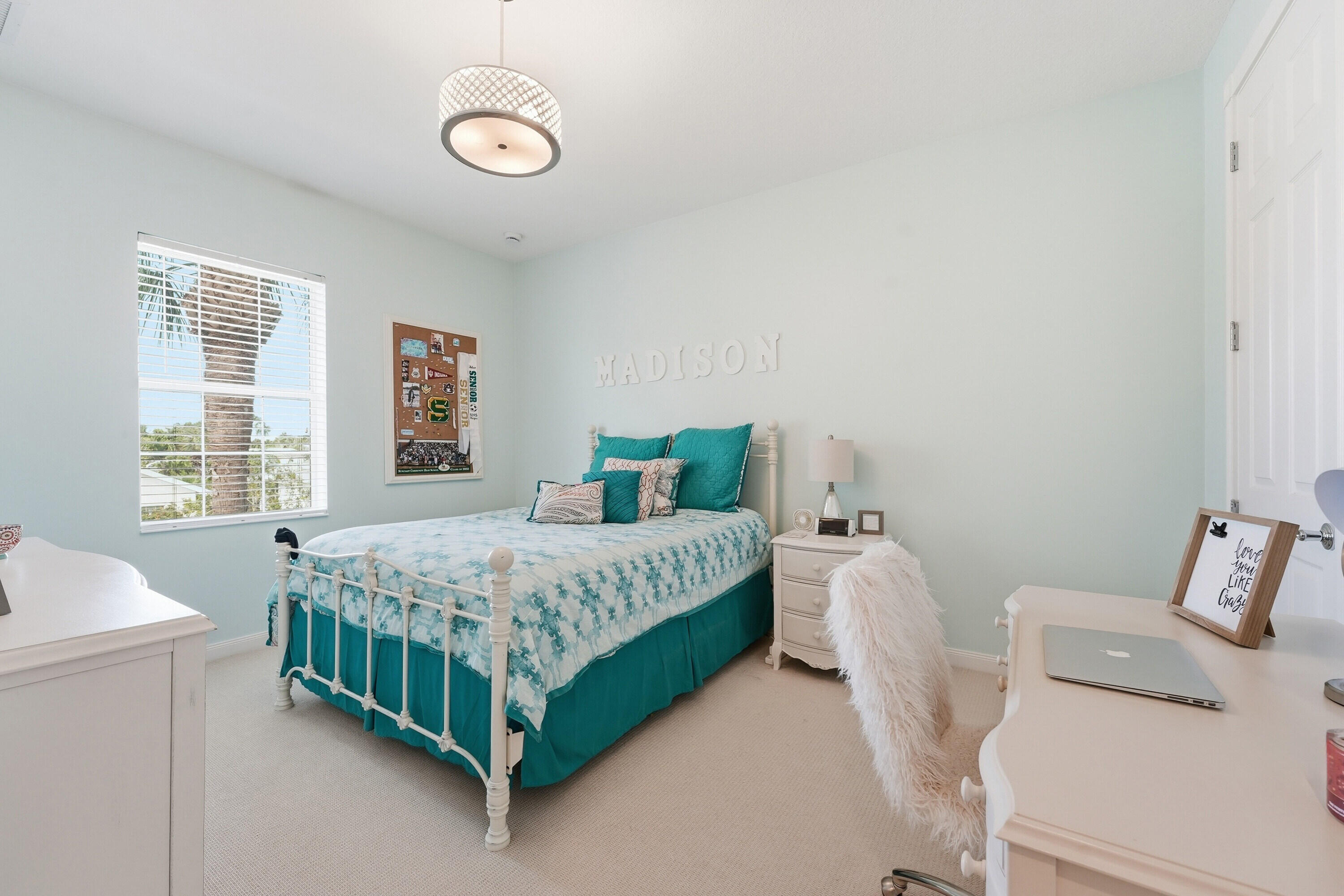 3443 S Caroline Jupiter, FL 33458