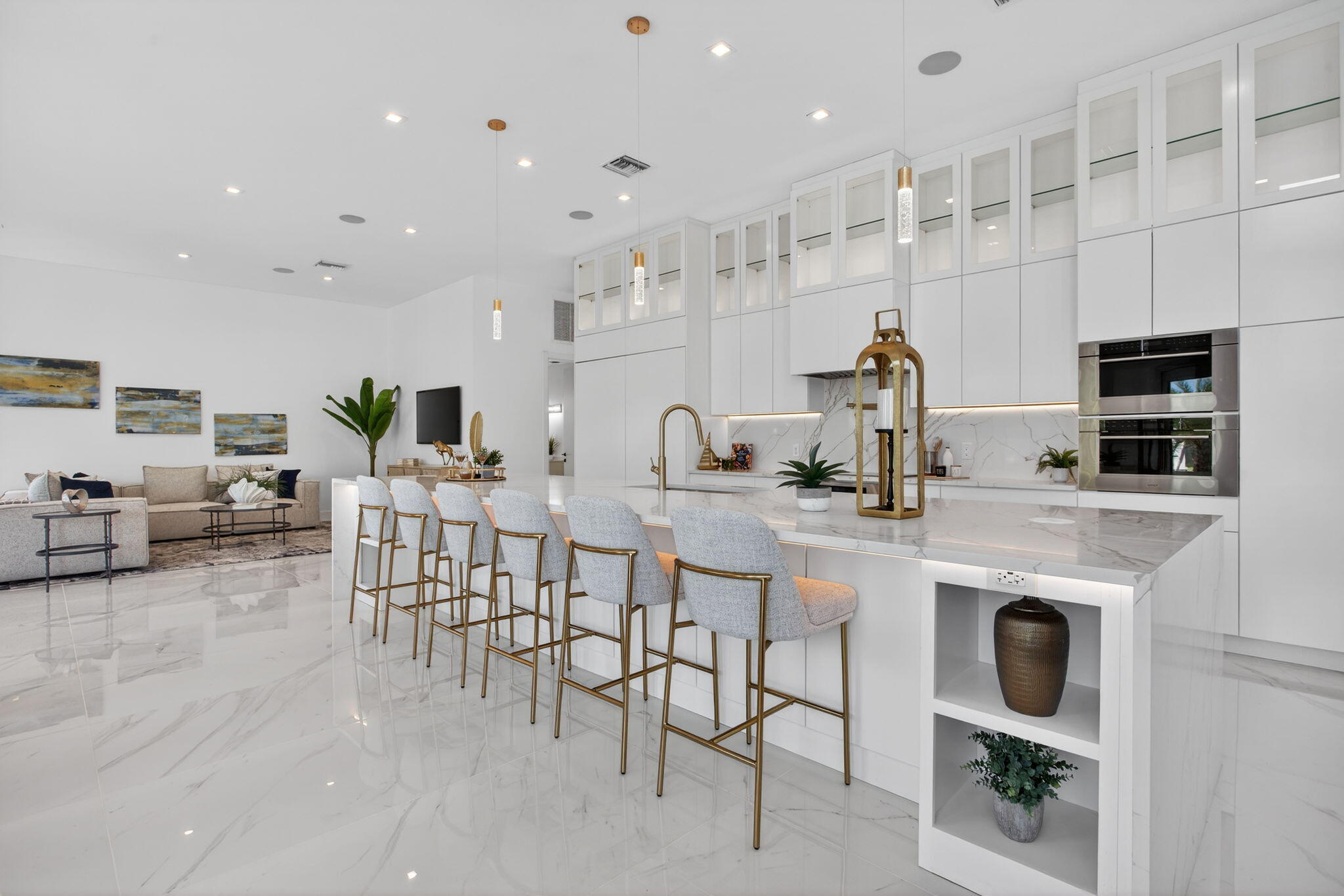 2641 NE 48th Lighthouse Point, FL 33064