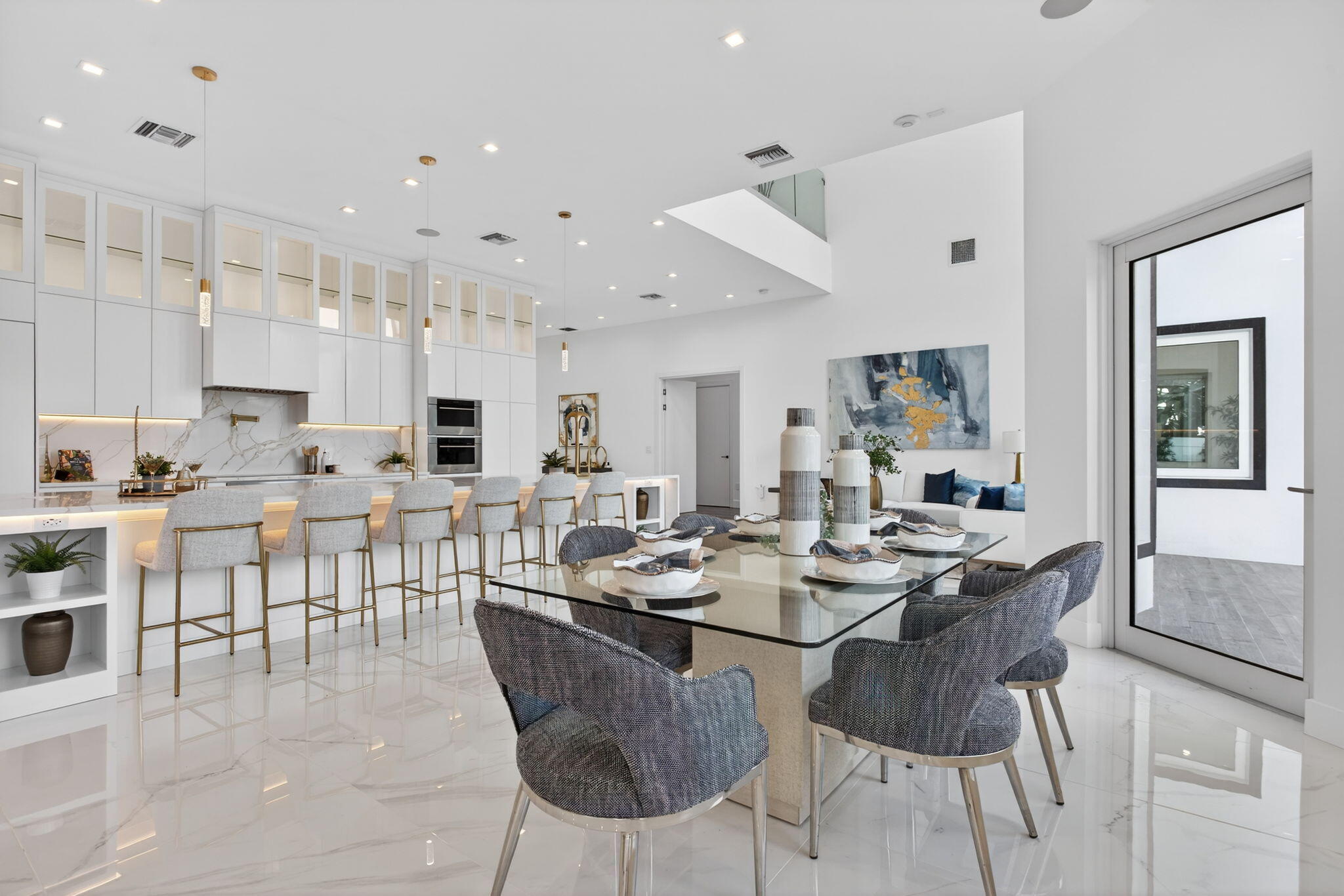 2641 NE 48th Lighthouse Point, FL 33064