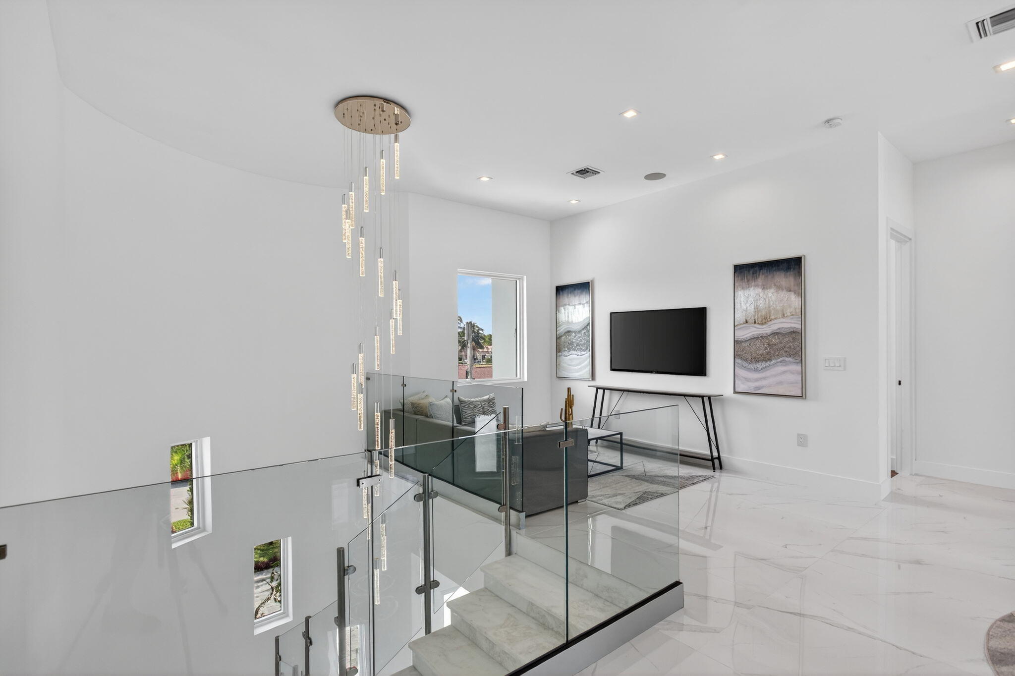 2641 NE 48th Lighthouse Point, FL 33064