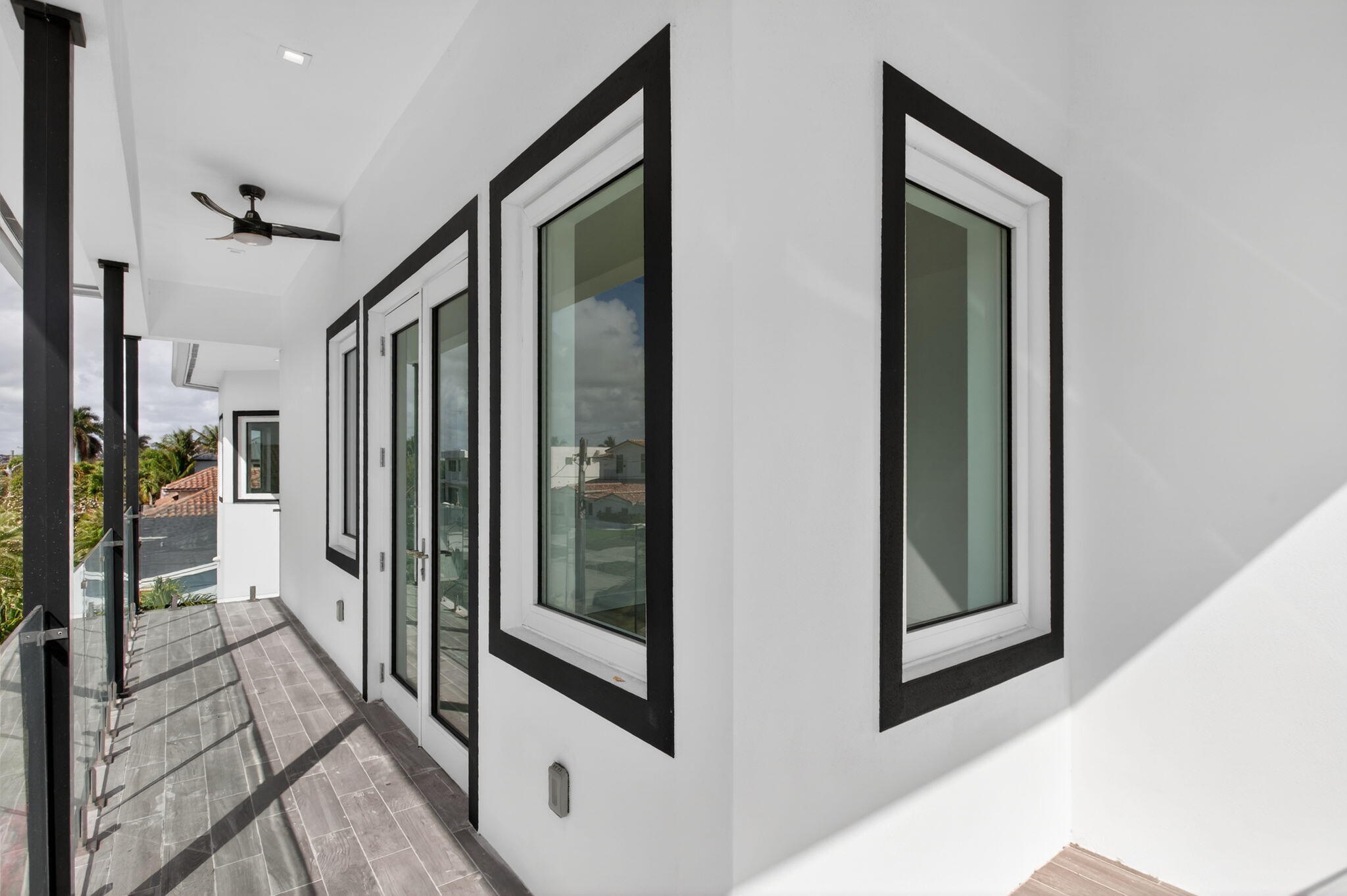 2641 NE 48th Lighthouse Point, FL 33064