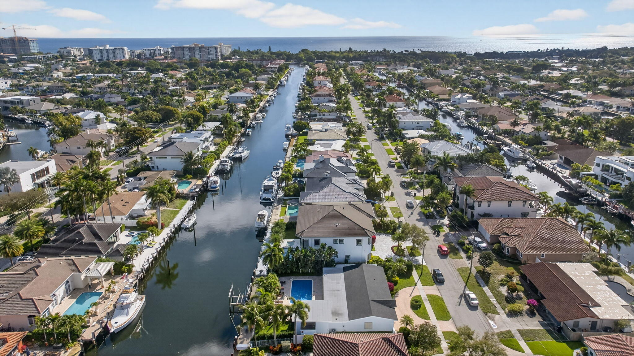 2641 NE 48th Lighthouse Point, FL 33064