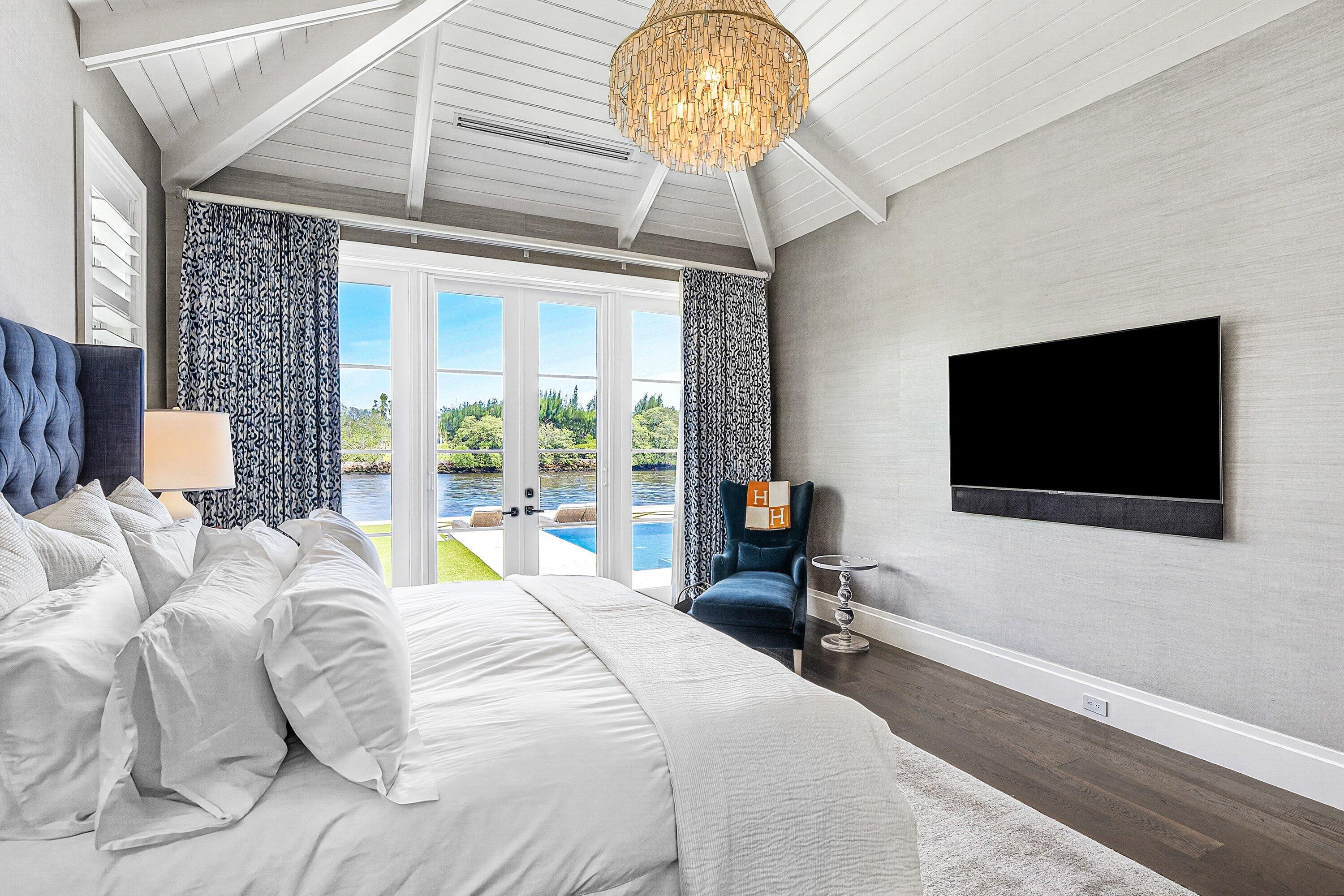 2530 Avenue Au Soleil Gulf Stream, FL 33483