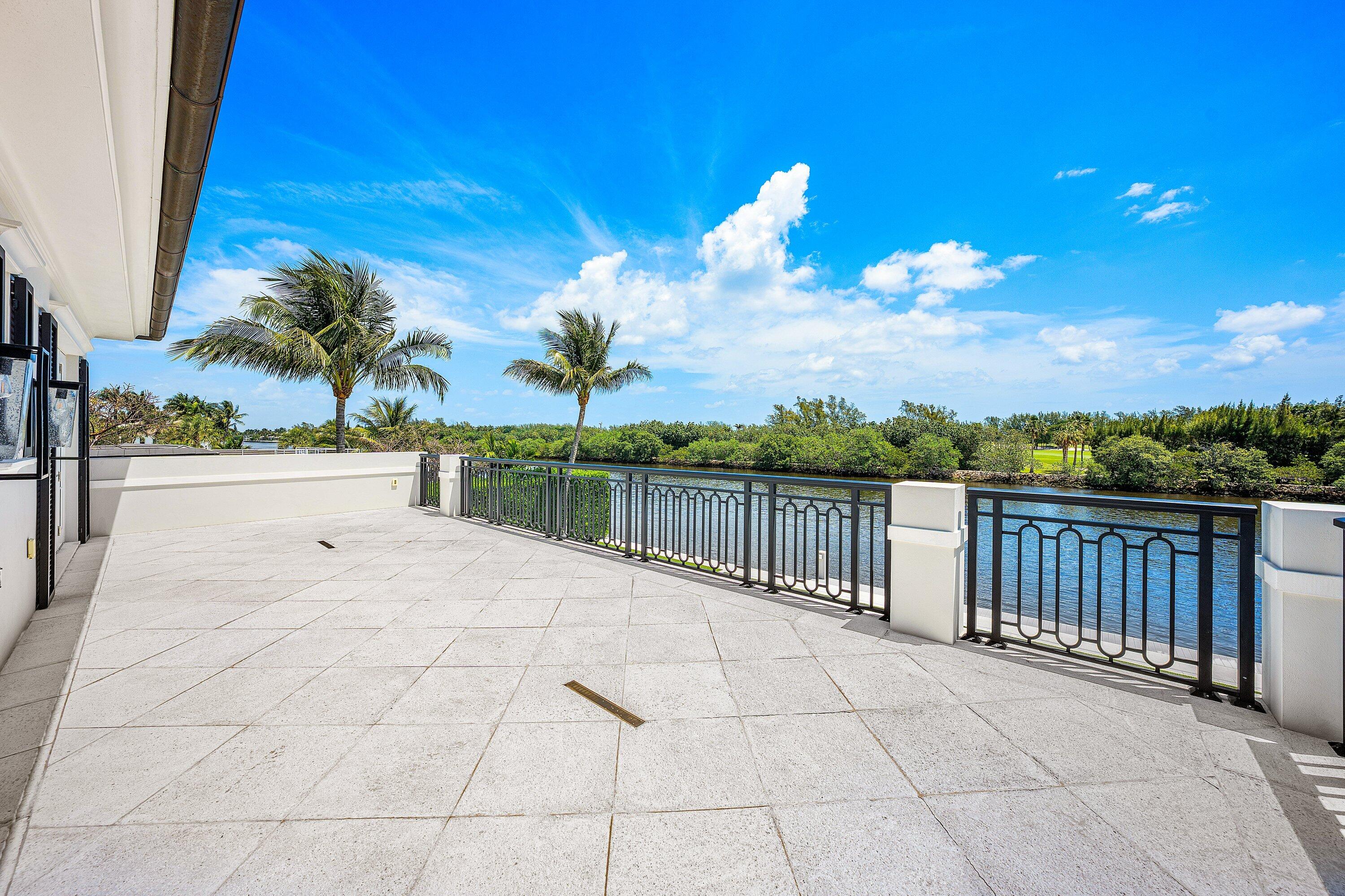 2530 Avenue Au Soleil Gulf Stream, FL 33483