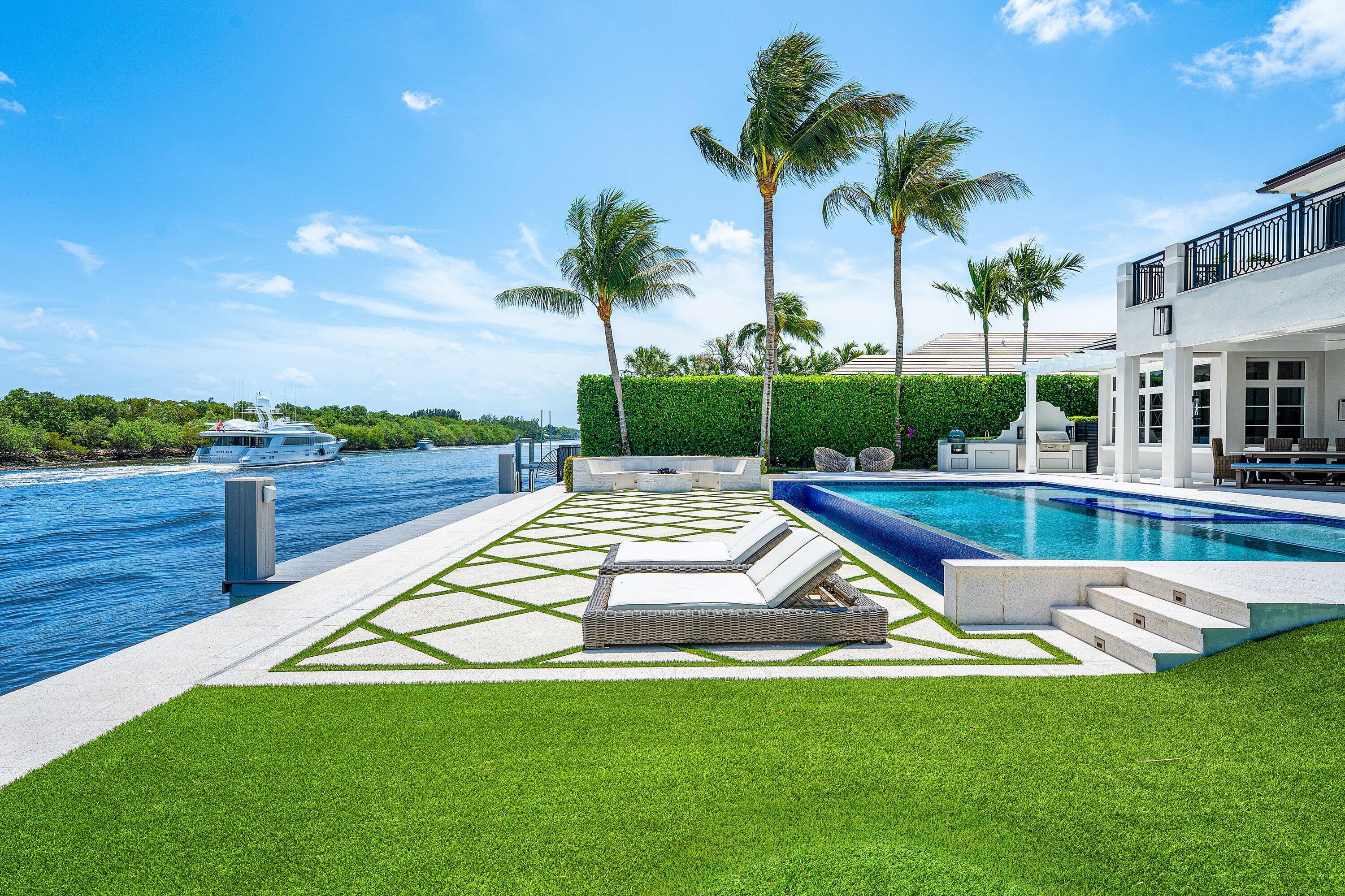 2530 Avenue Au Soleil Gulf Stream, FL 33483