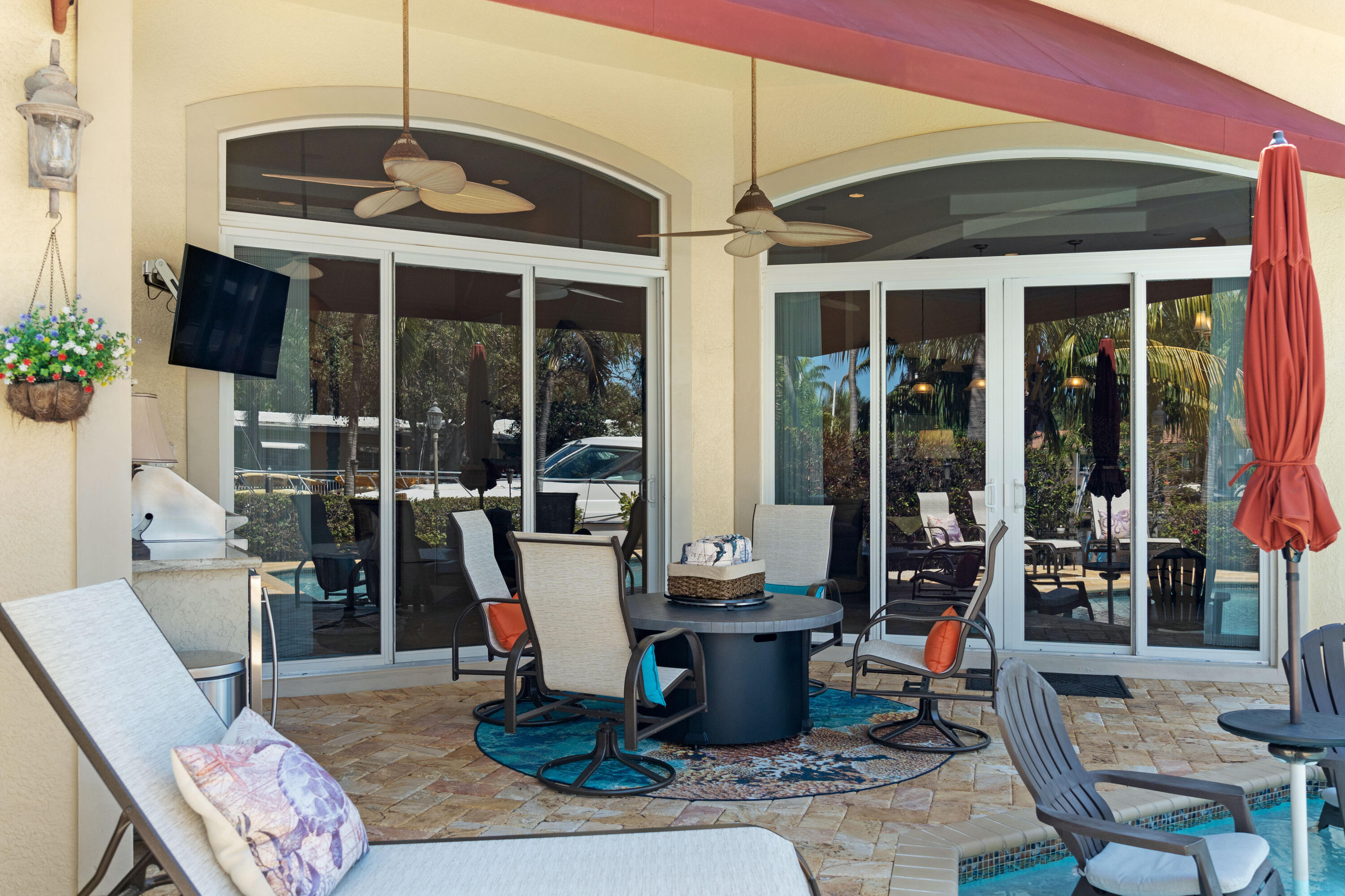 371 SE 15th Pompano Beach, FL 33060