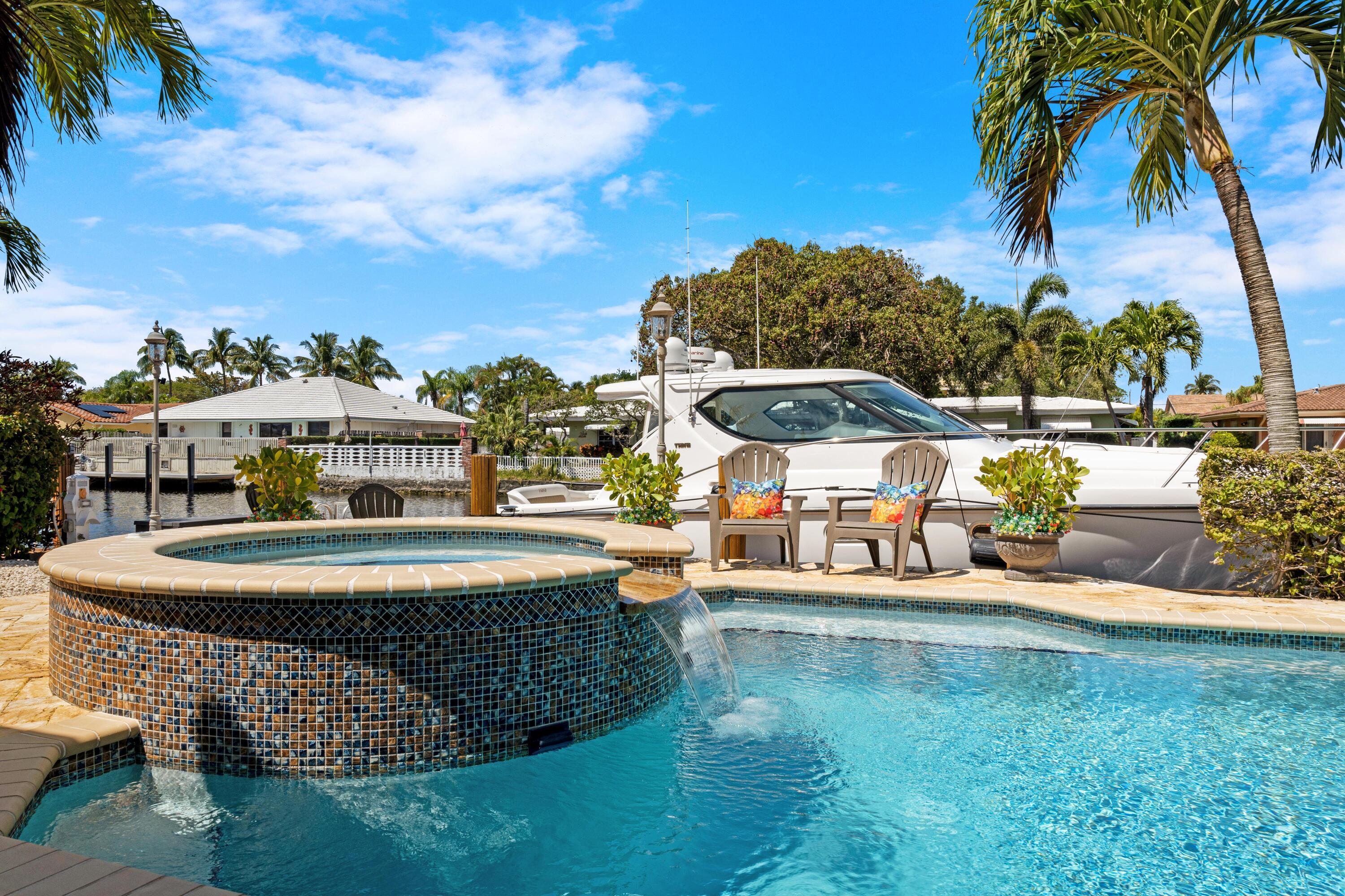 371 SE 15th Pompano Beach, FL 33060