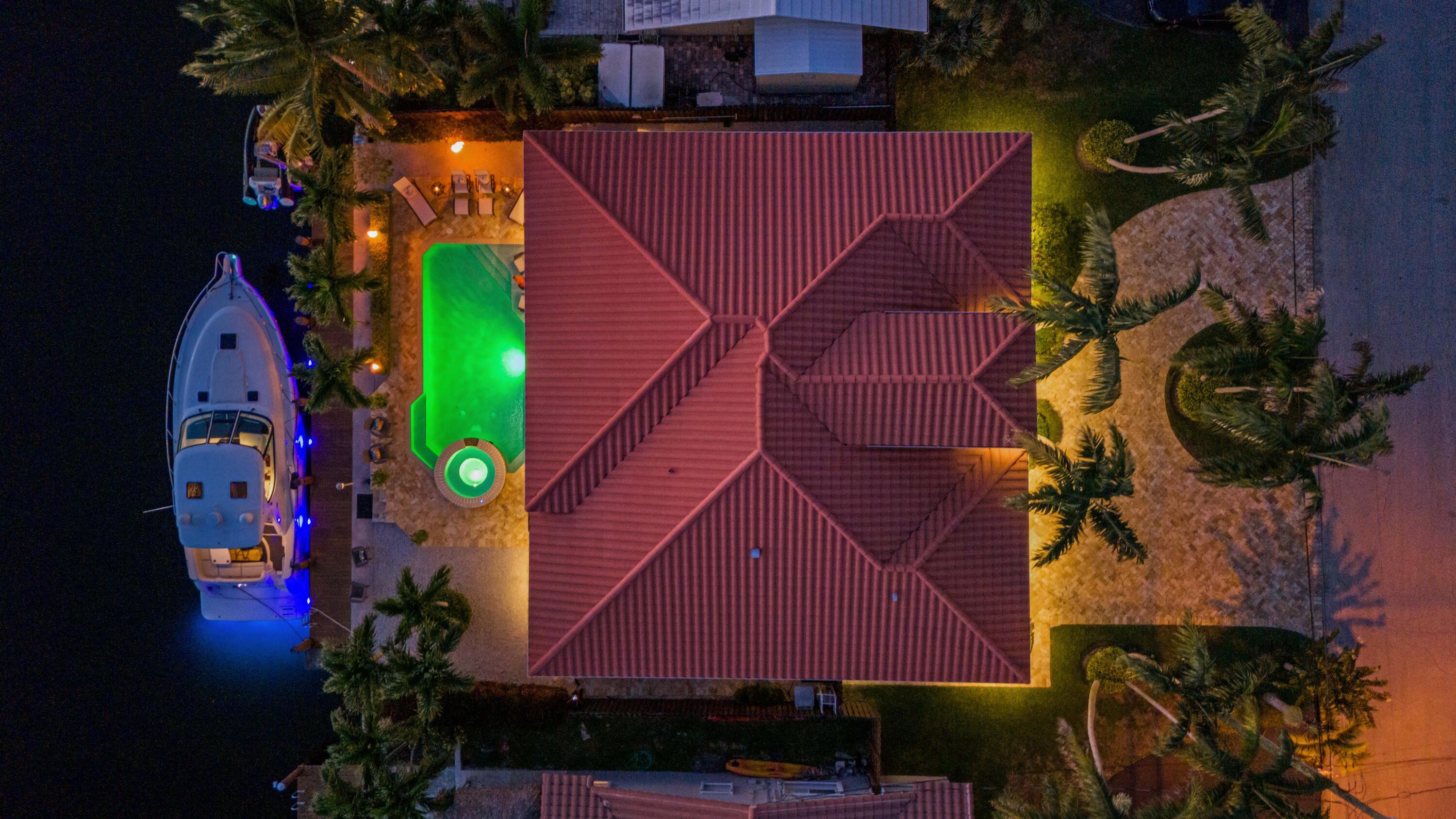 371 SE 15th Pompano Beach, FL 33060