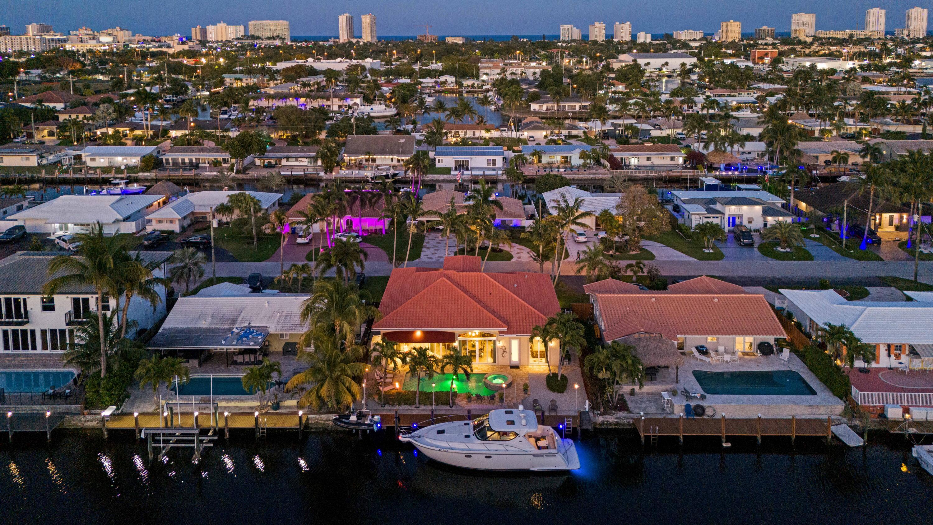 371 SE 15th Pompano Beach, FL 33060