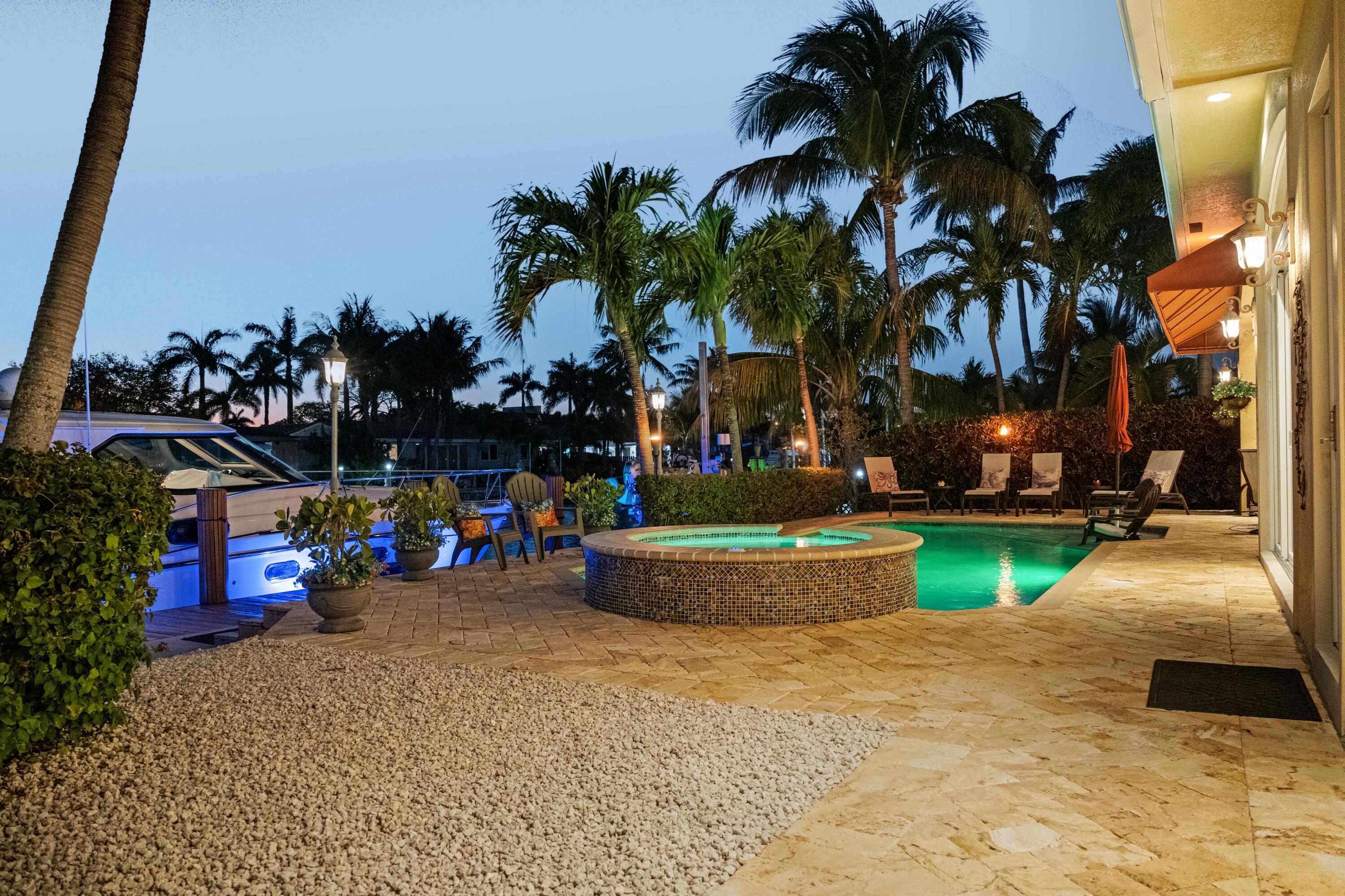 371 SE 15th Pompano Beach, FL 33060