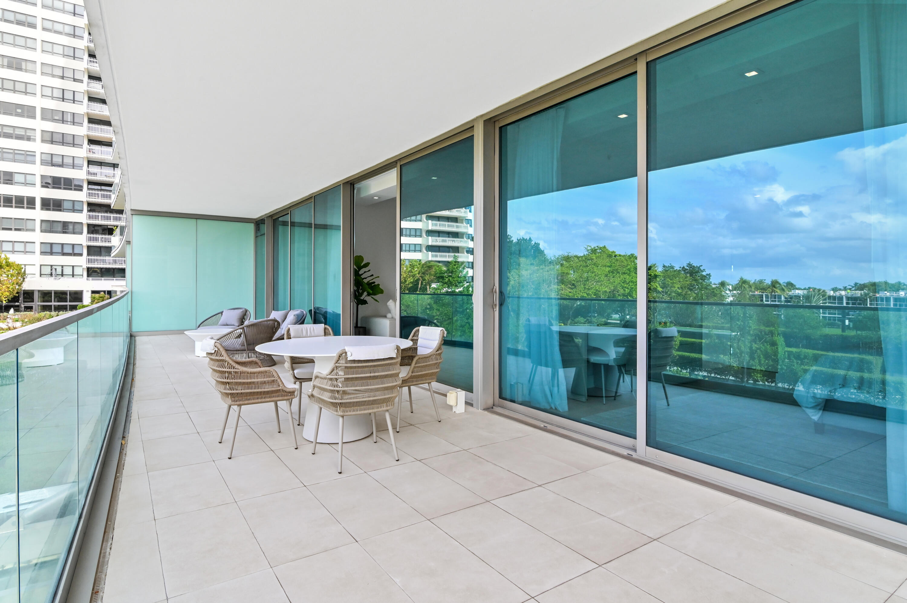 10203 Collins #305 Bal Harbour, FL 33154