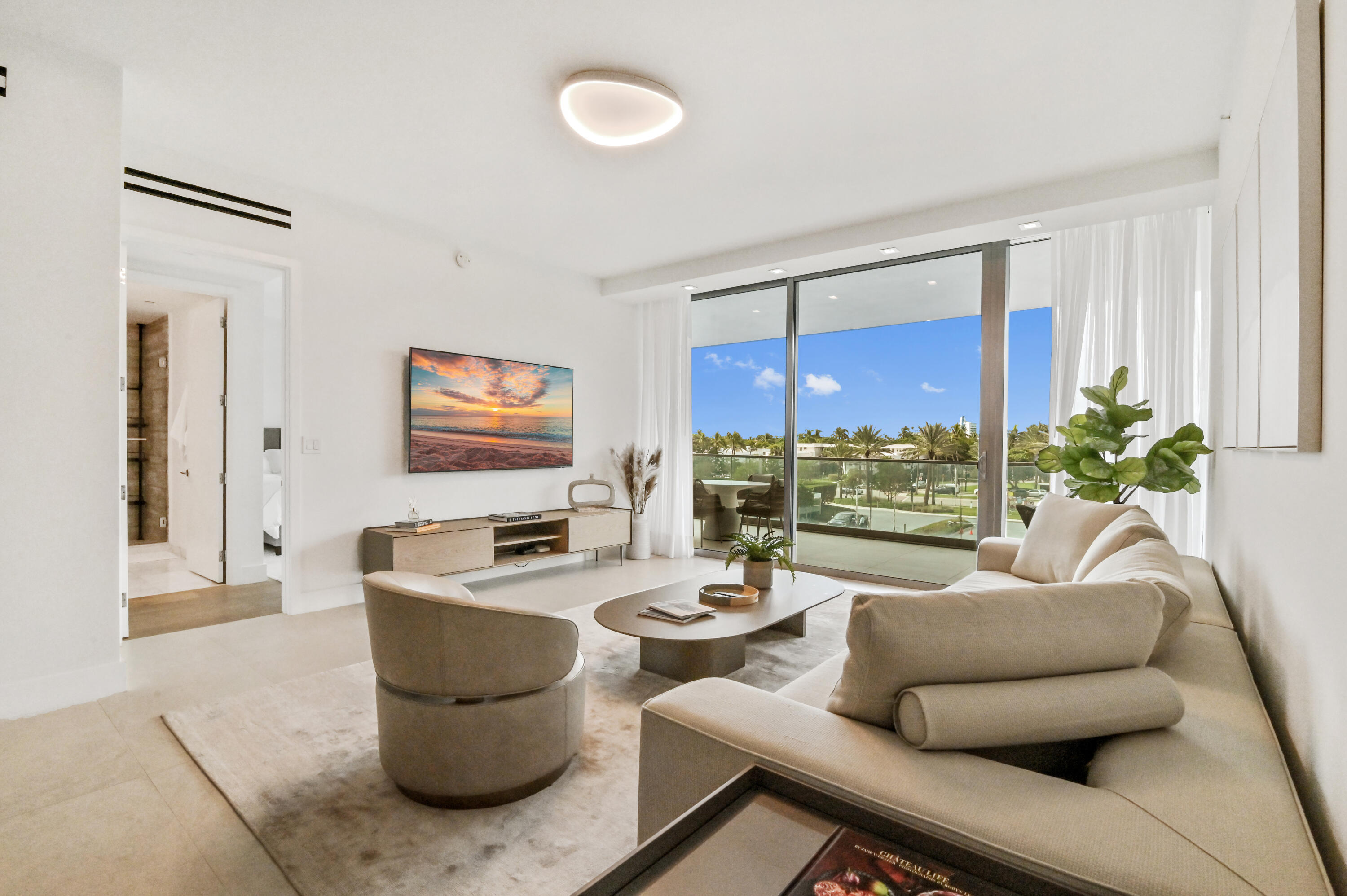 10203 Collins #305 Bal Harbour, FL 33154