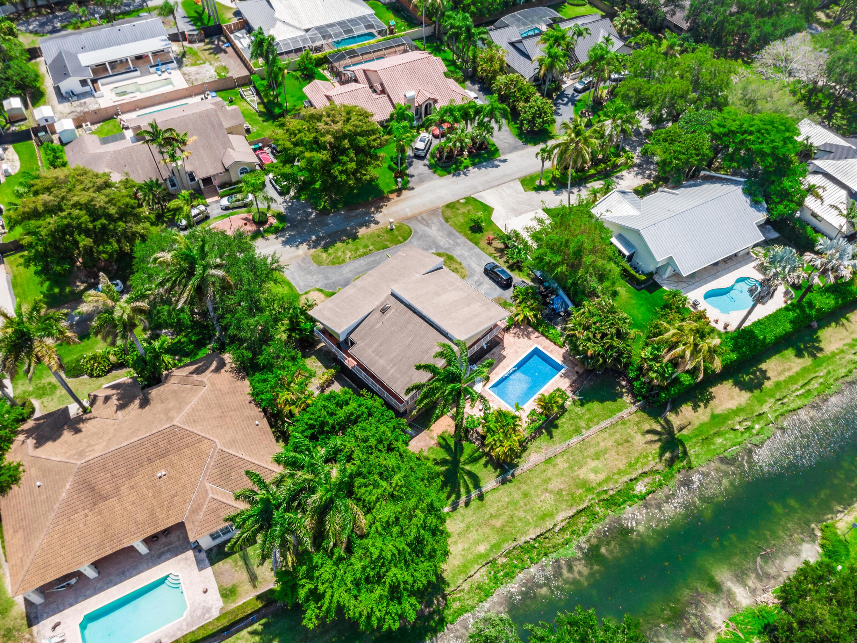 17914 SW 83rd Palmetto Bay, FL 33157