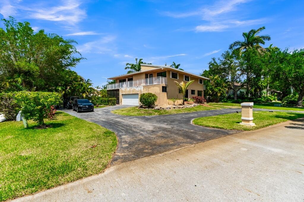 17914 SW 83rd Palmetto Bay, FL 33157