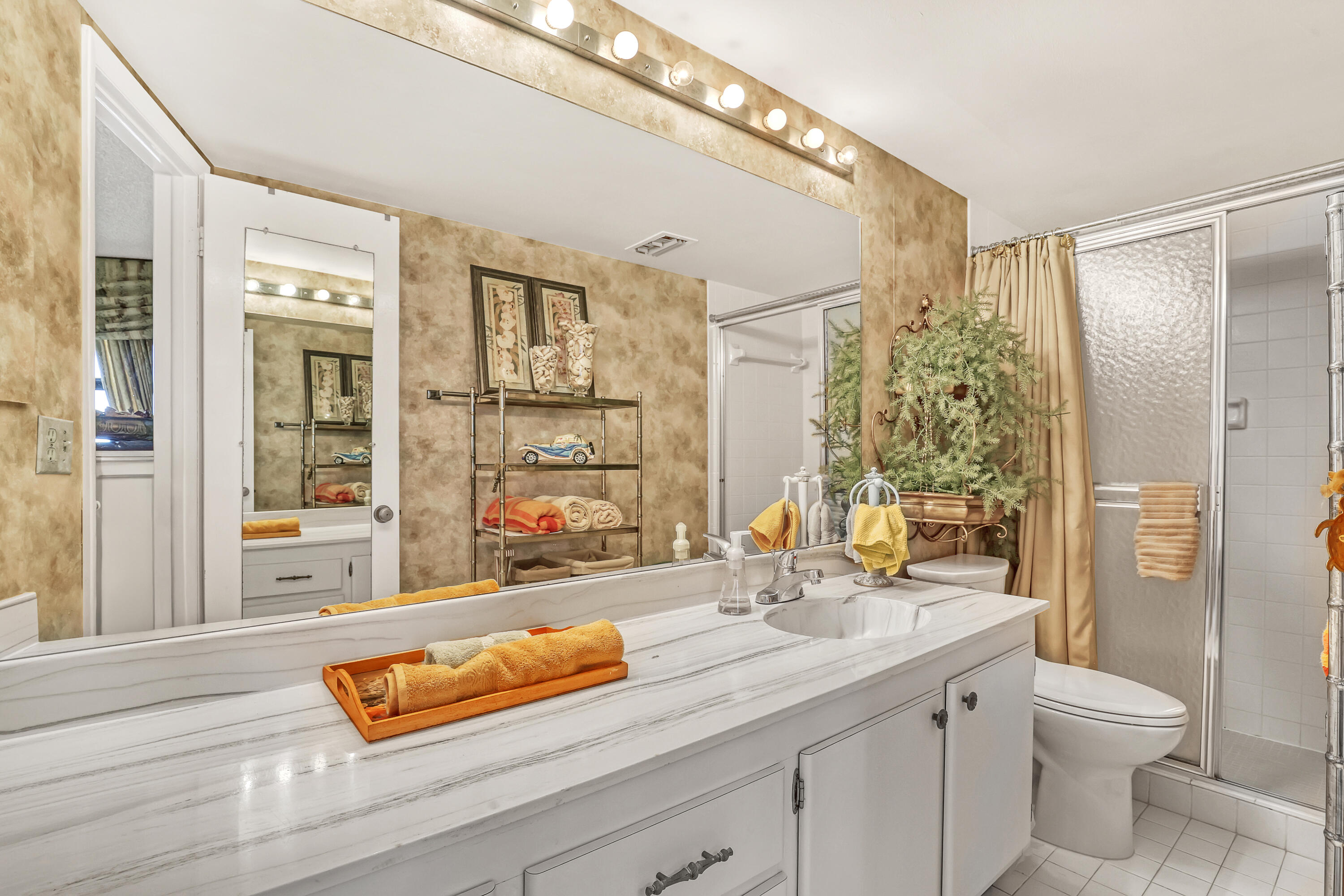 2800 N Ocean #A-3c Riviera Beach, FL 33404