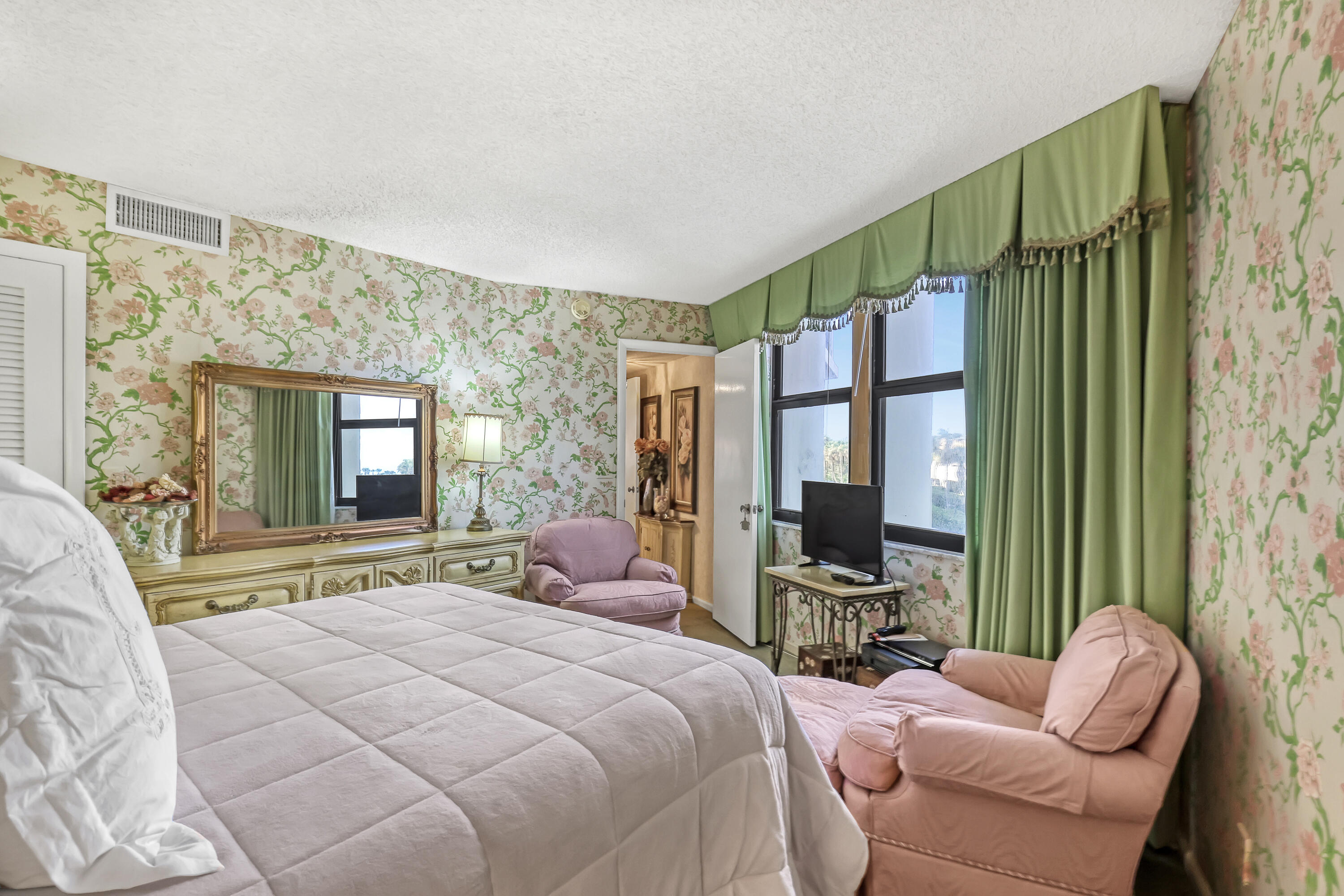 2800 N Ocean #A-3c Riviera Beach, FL 33404