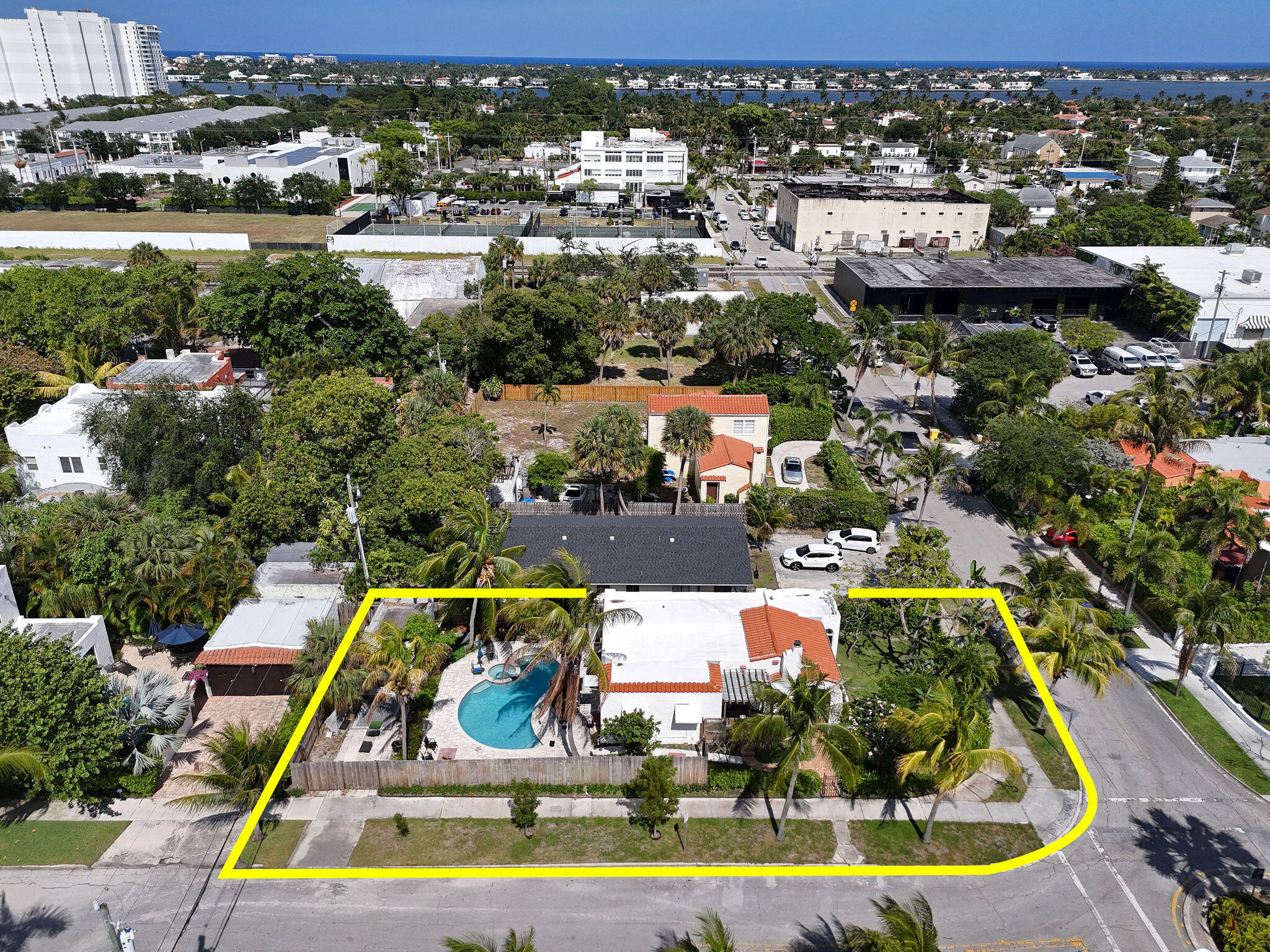 2118 Florida West Palm Beach, FL 33401