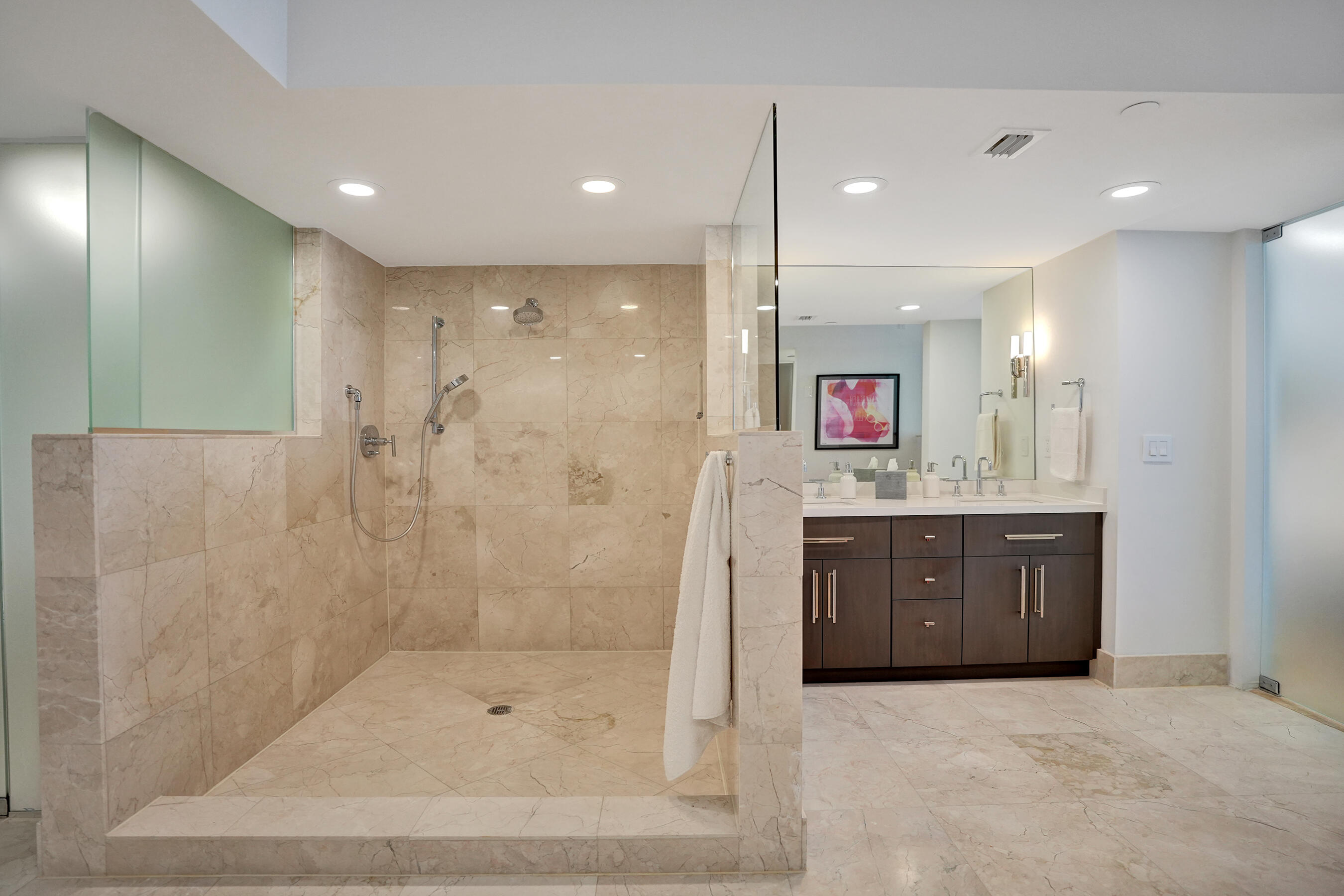 715 Bayshore #902 Fort Lauderdale, FL 33304