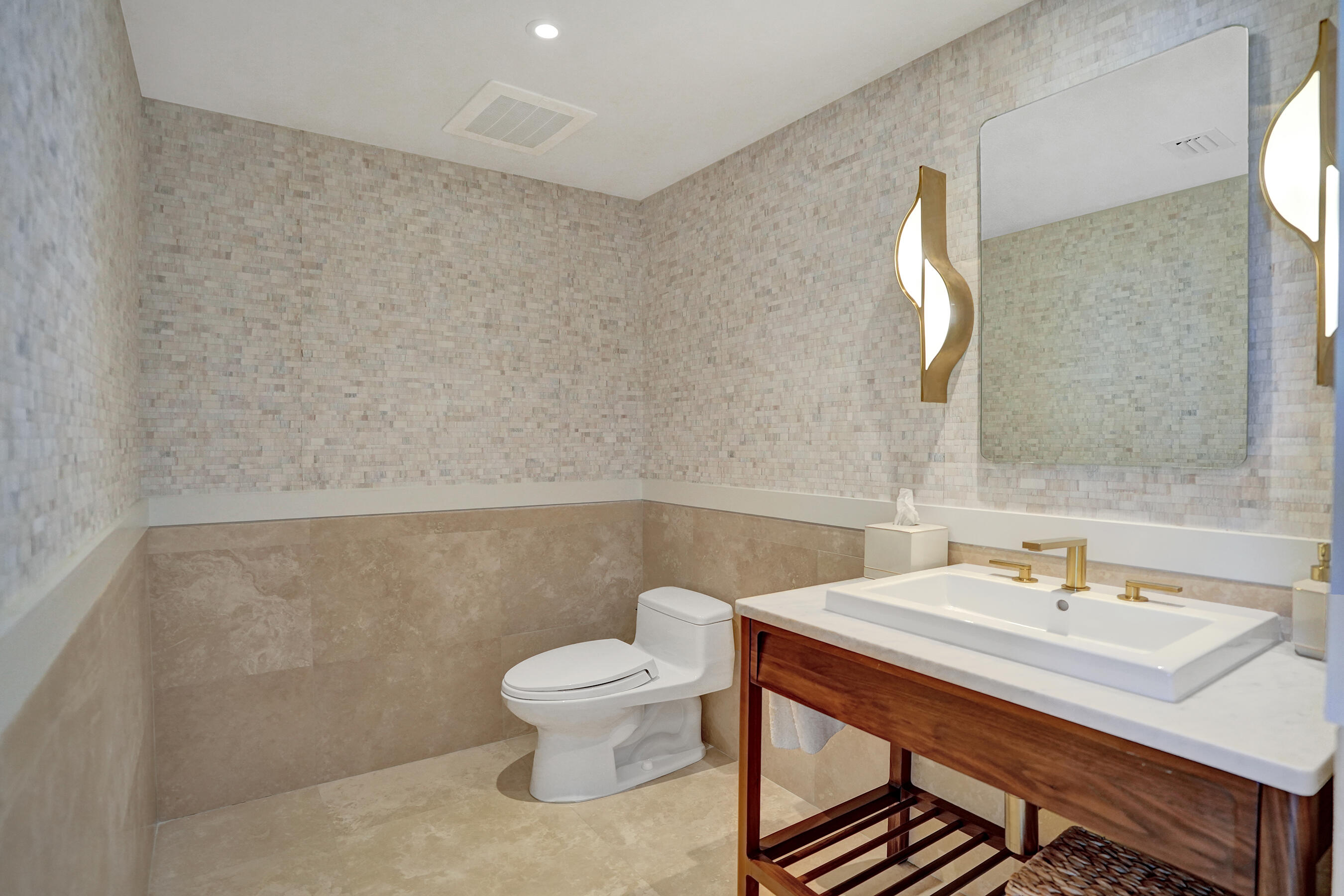 715 Bayshore #902 Fort Lauderdale, FL 33304