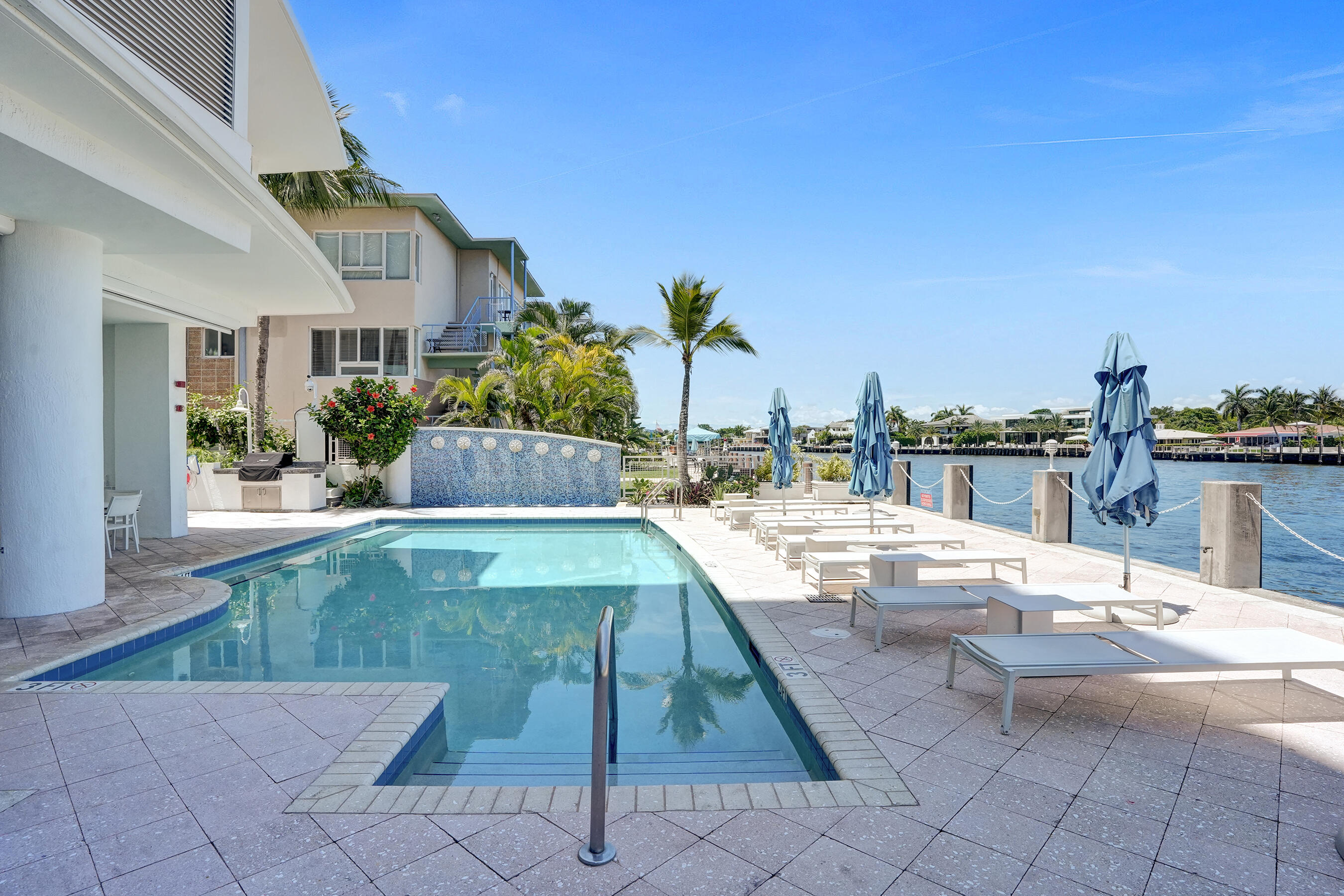715 Bayshore #902 Fort Lauderdale, FL 33304