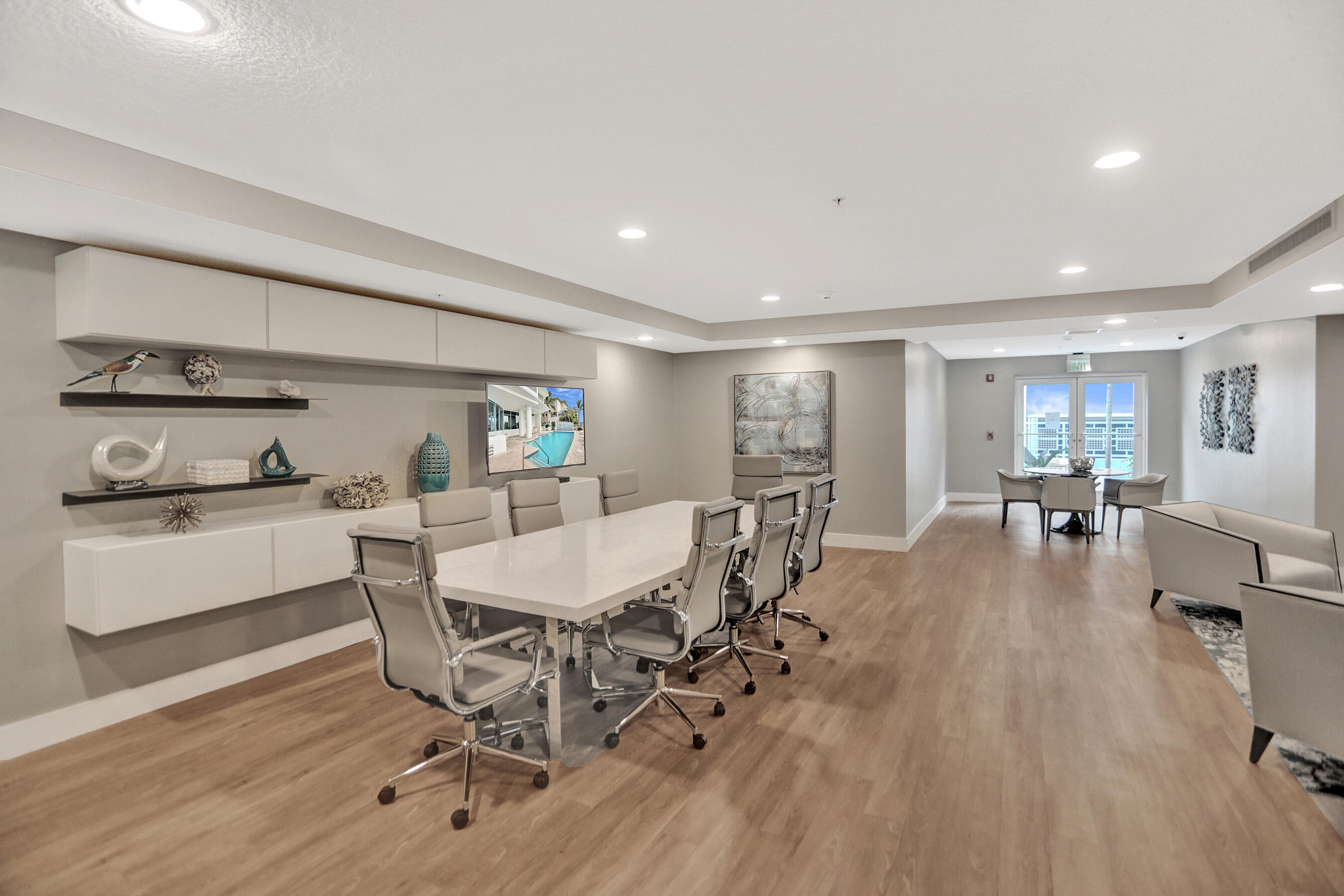 715 Bayshore #902 Fort Lauderdale, FL 33304