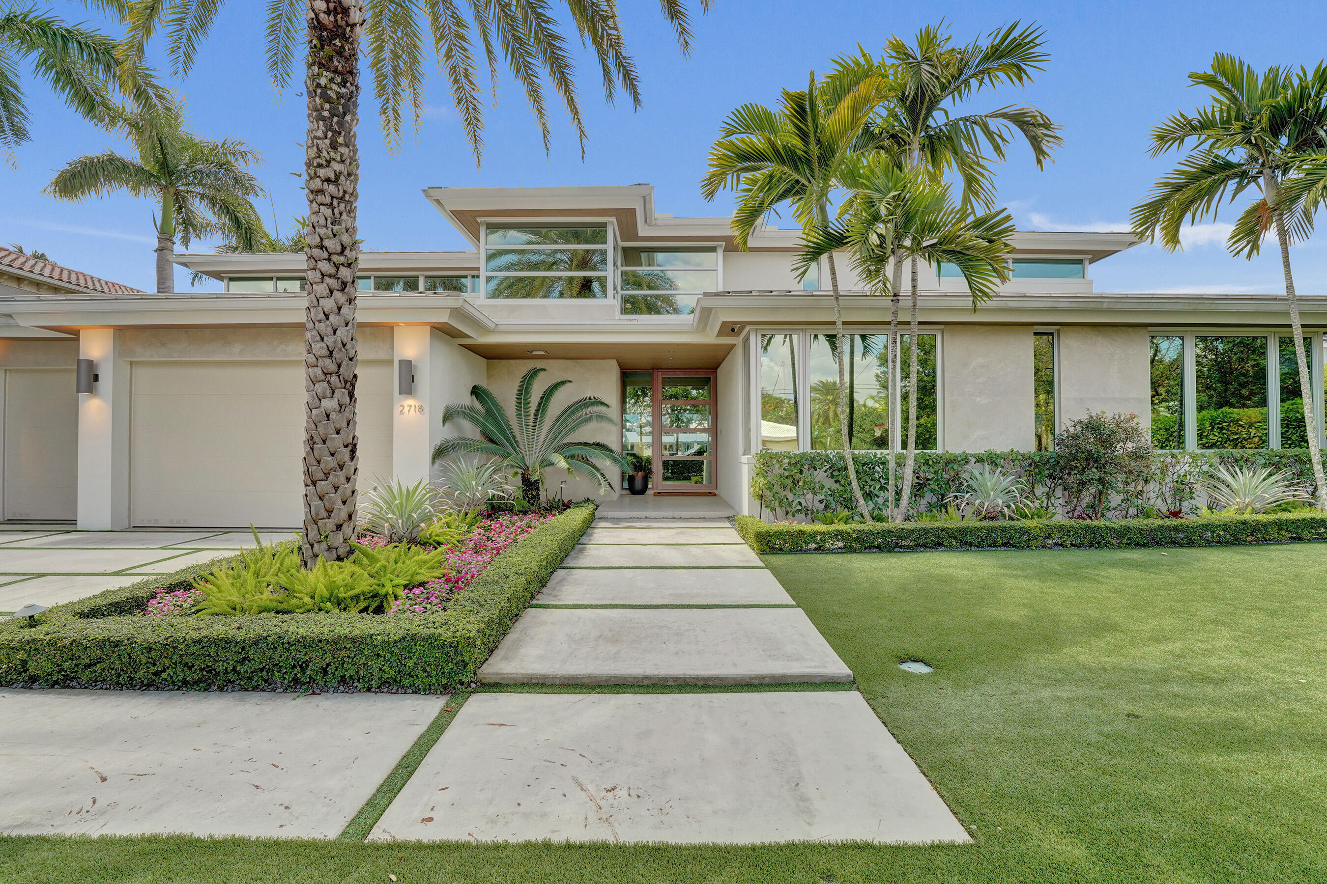 2718 NE 17th Fort Lauderdale, FL 33305