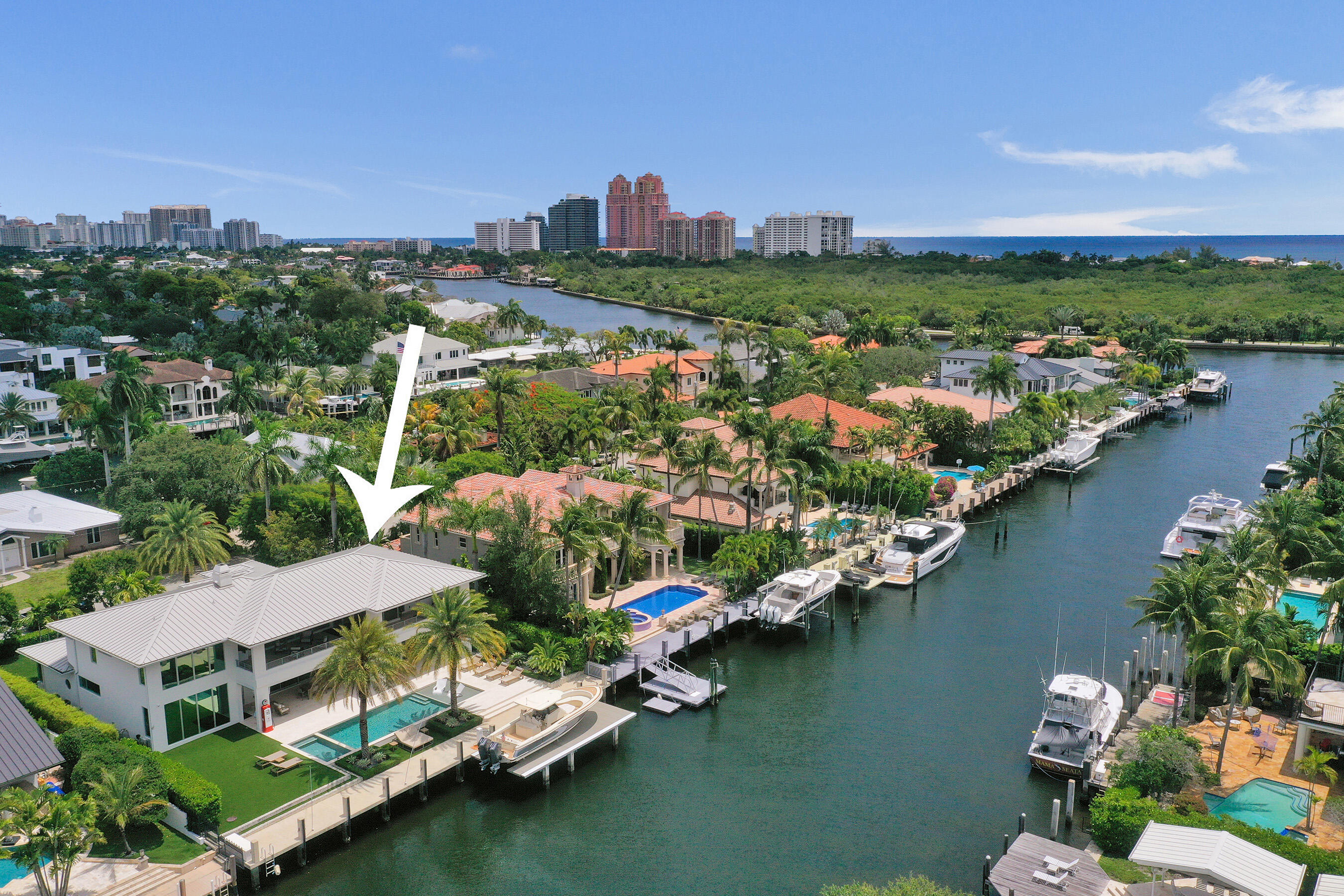 2718 NE 17th Fort Lauderdale, FL 33305