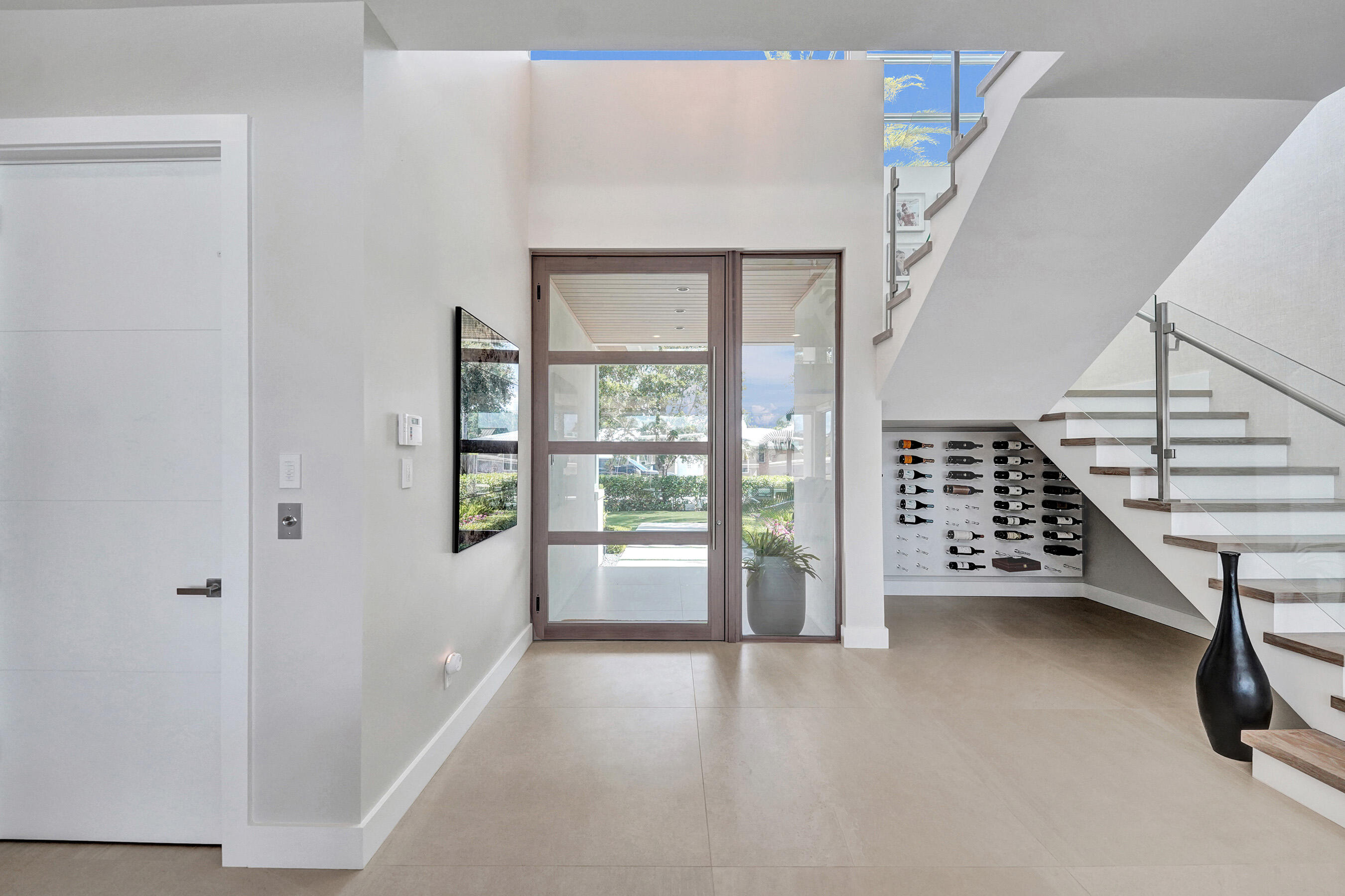 2718 NE 17th Fort Lauderdale, FL 33305