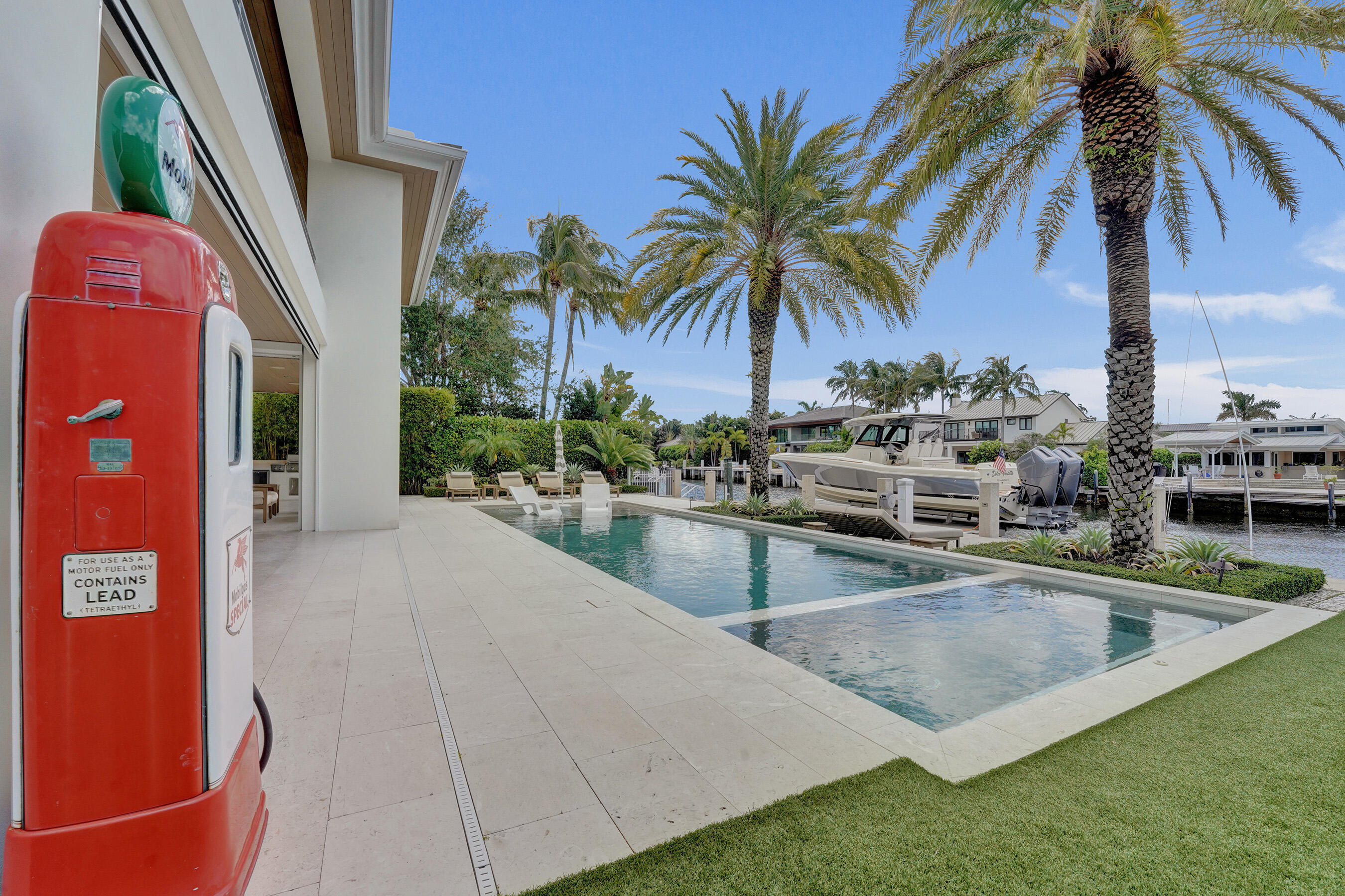 2718 NE 17th Fort Lauderdale, FL 33305
