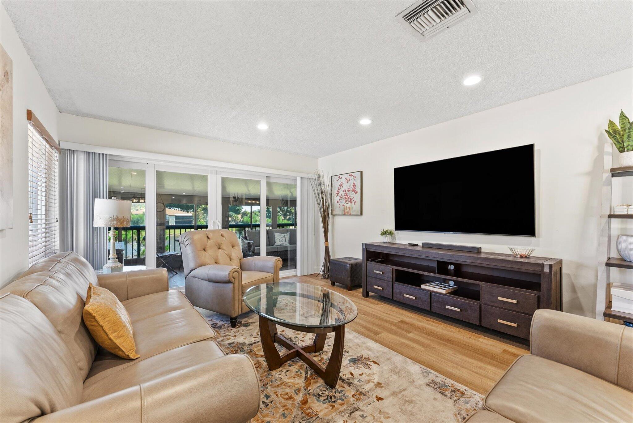 5844 Areca Palm #Unit b Delray Beach, FL 33484