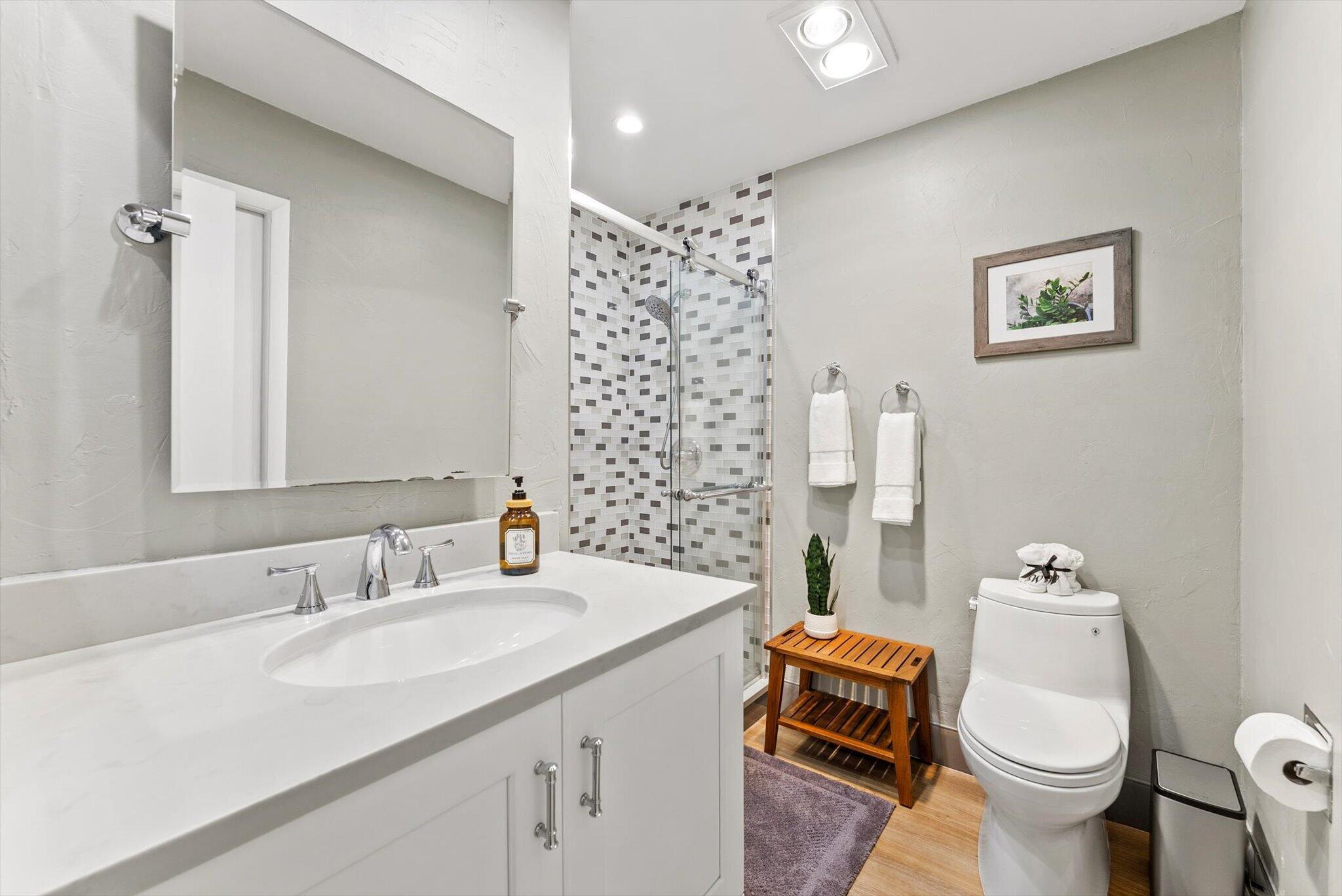 5844 Areca Palm #Unit b Delray Beach, FL 33484