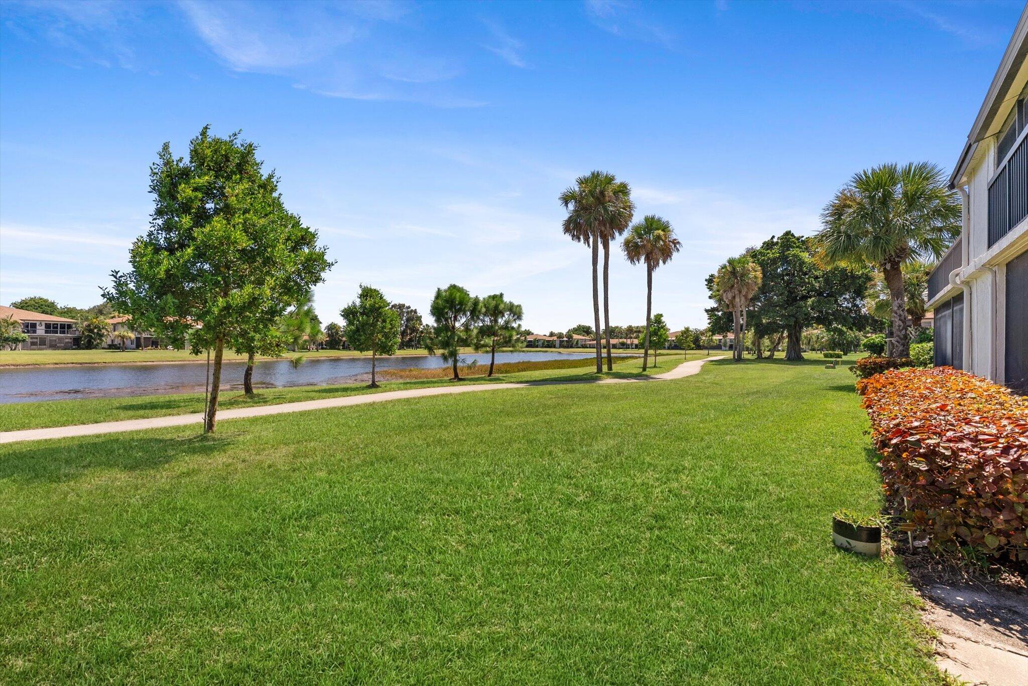 5844 Areca Palm #Unit b Delray Beach, FL 33484
