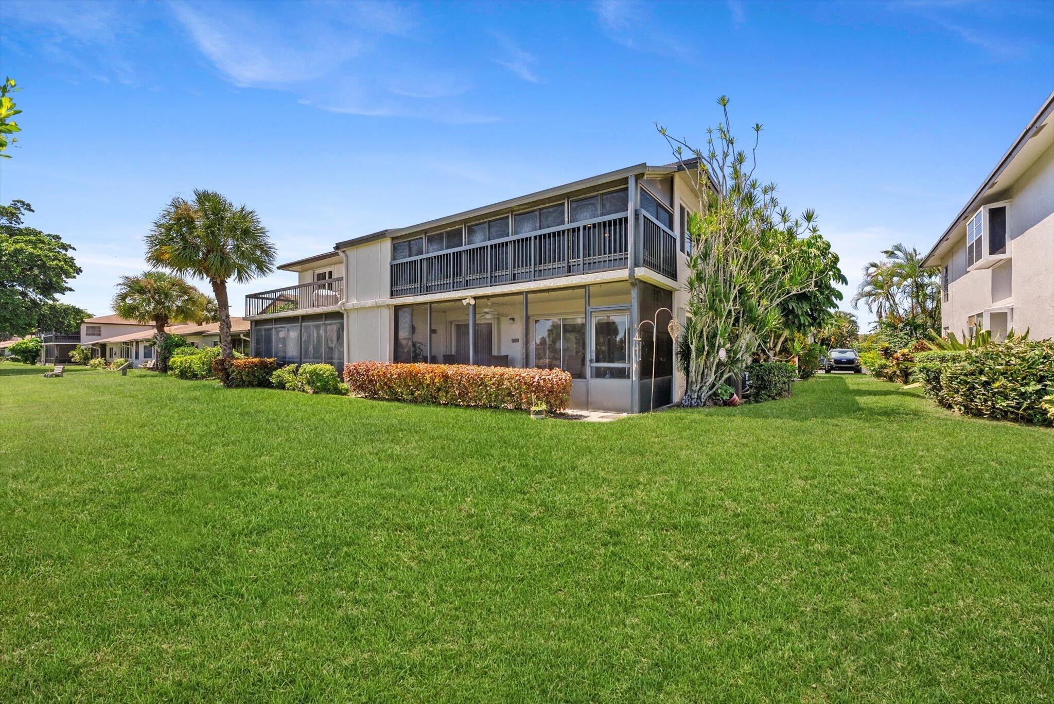 5844 Areca Palm #Unit b Delray Beach, FL 33484