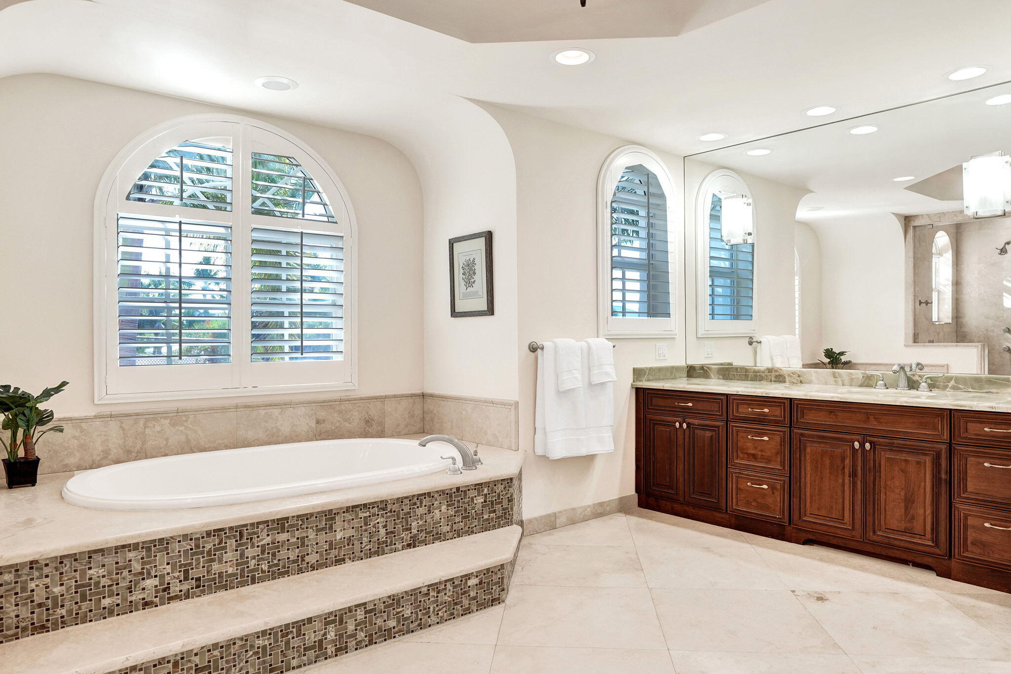 3489 NE 30th Ave Lighthouse Point, FL 33064