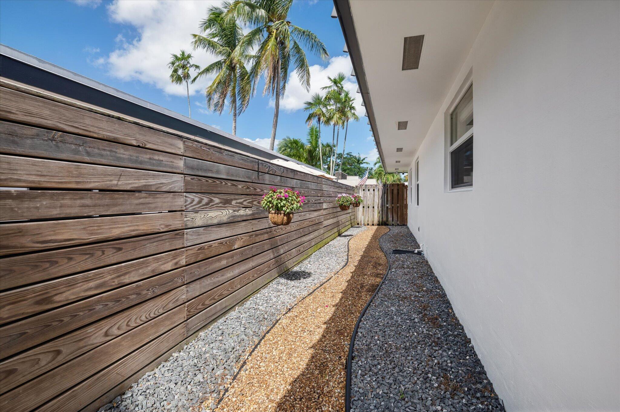 108 NE 22nd St Wilton Manors, FL 33305