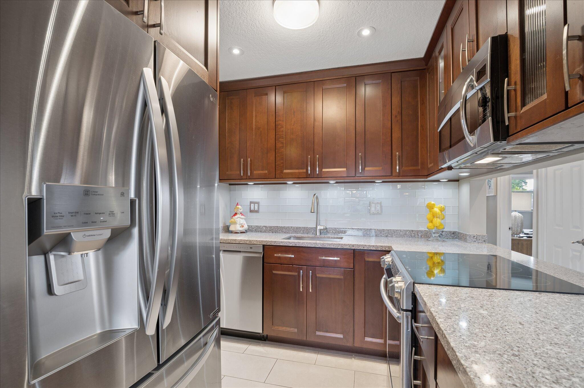108 NE 22nd St Wilton Manors, FL 33305