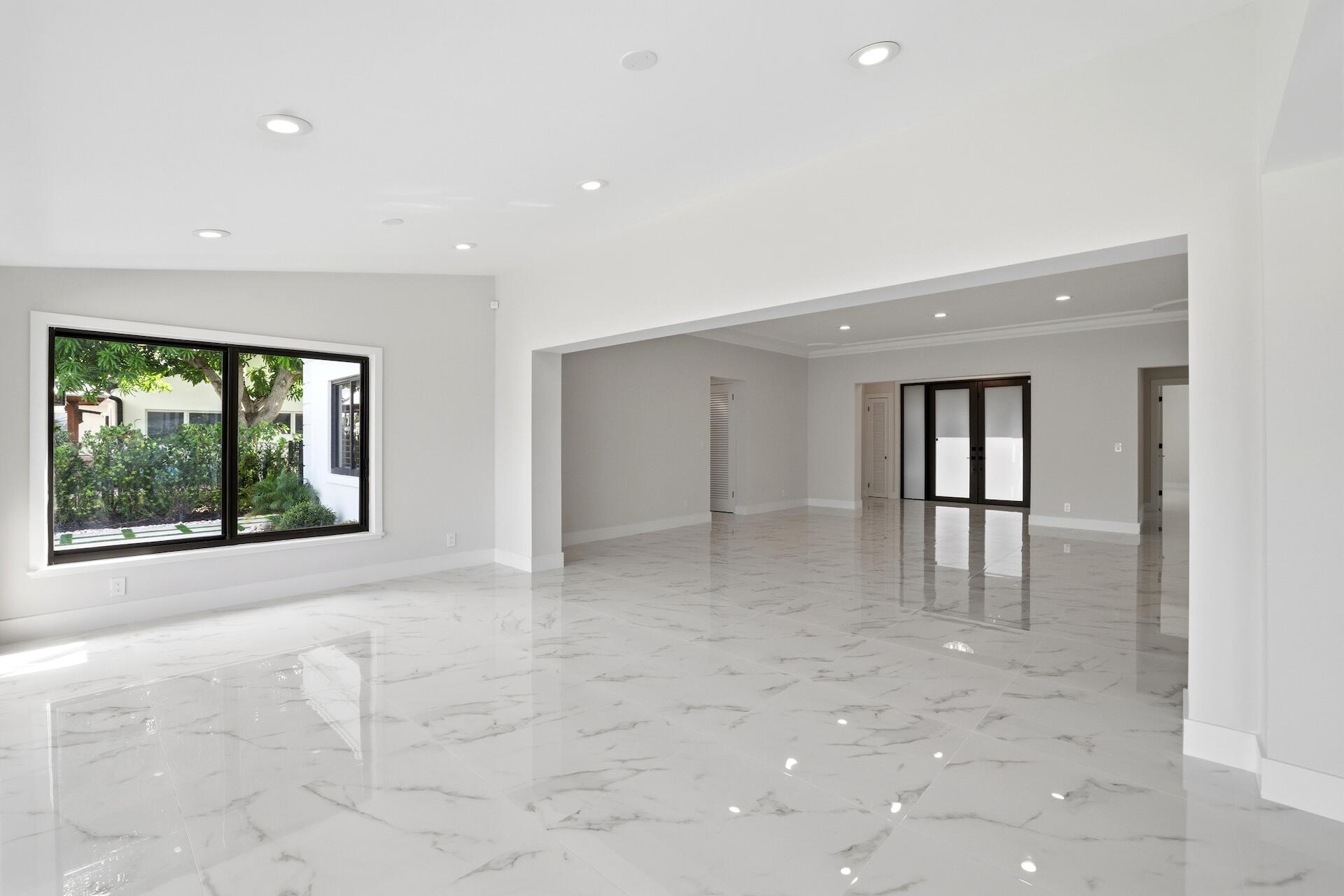1210 Bimini Ln Singer Island, FL 33404