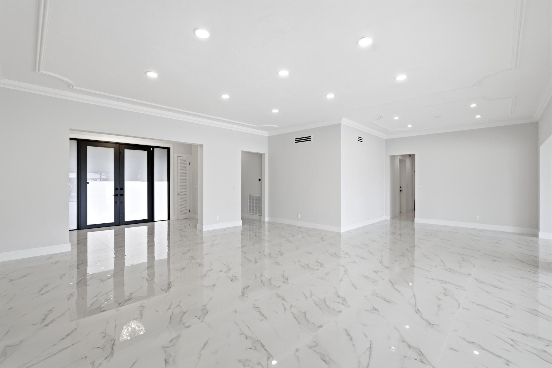 1210 Bimini Ln Singer Island, FL 33404