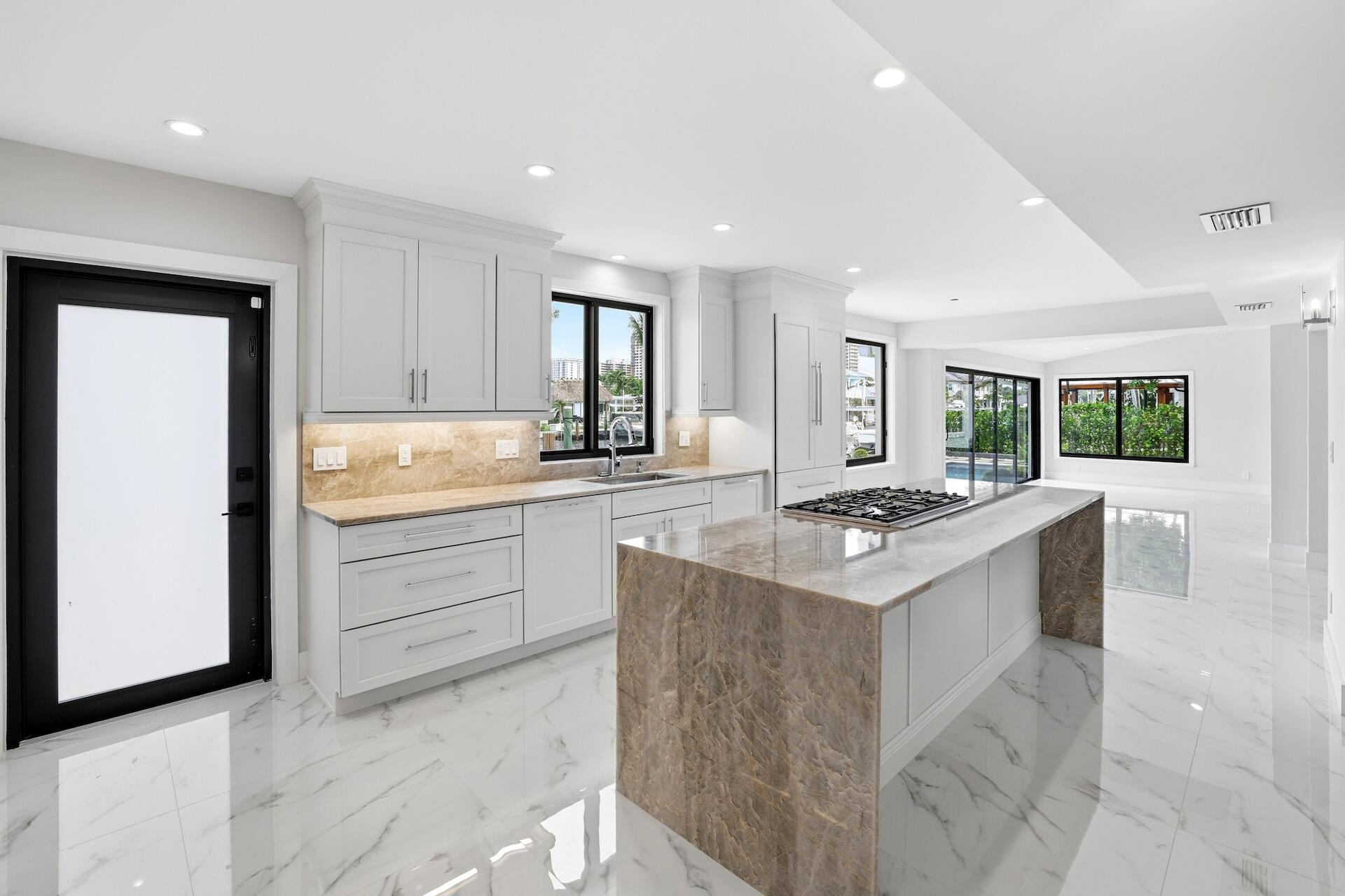 1210 Bimini Ln Singer Island, FL 33404