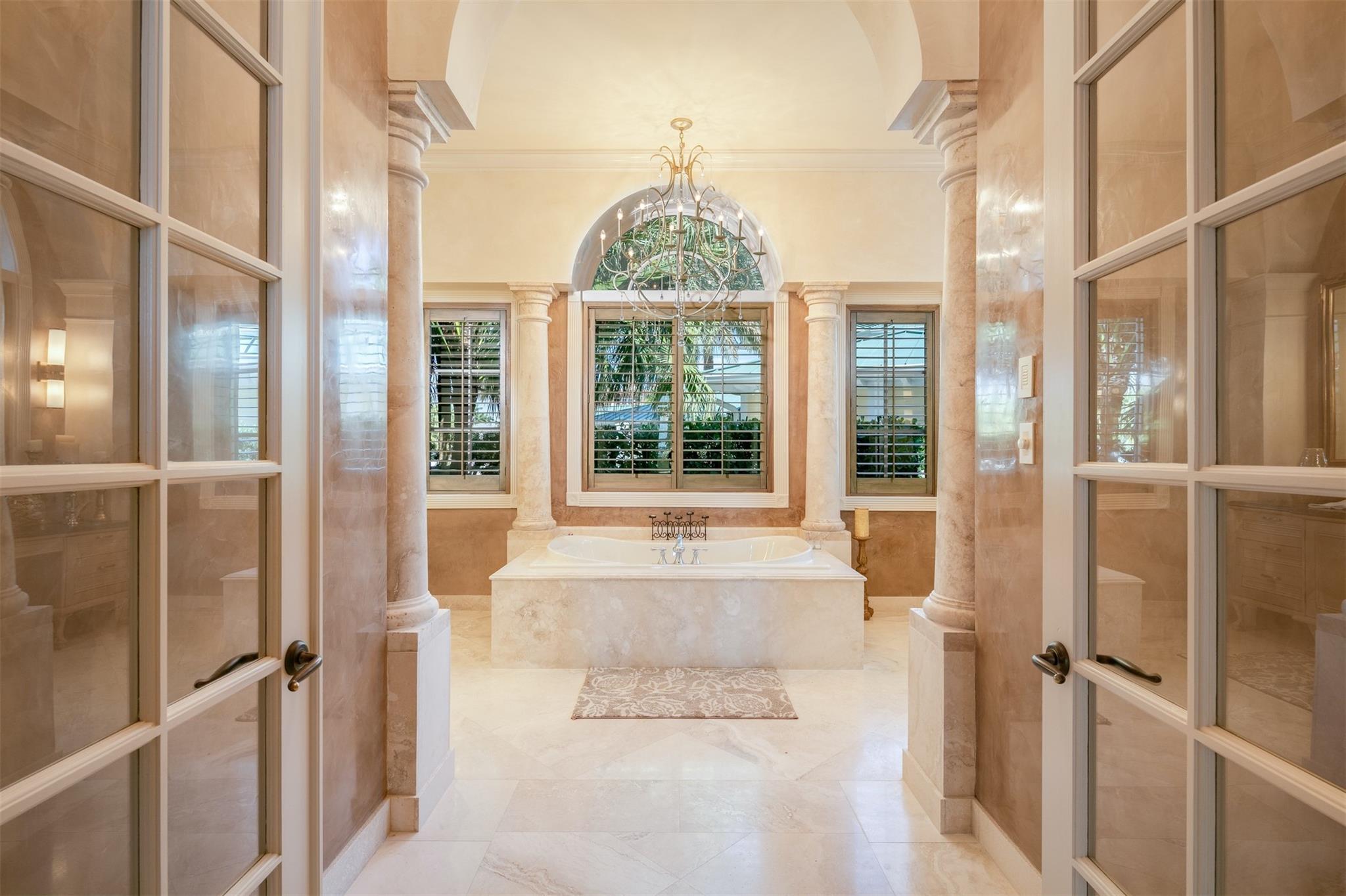 2 Pelican Dr Fort Lauderdale, FL 33301 2 Pelican Dr Fort Lauderdale, FL 33301