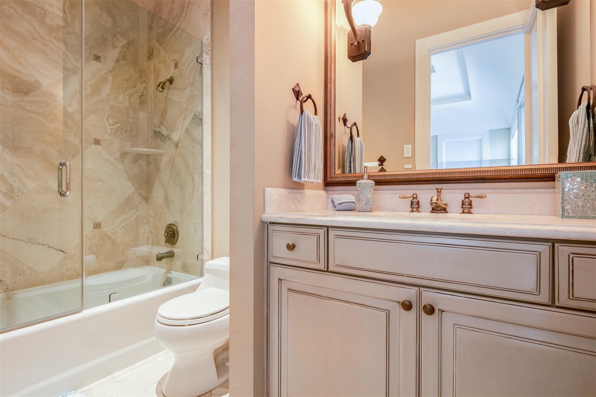 2 Pelican Dr Fort Lauderdale, FL 33301 2 Pelican Dr Fort Lauderdale, FL 33301