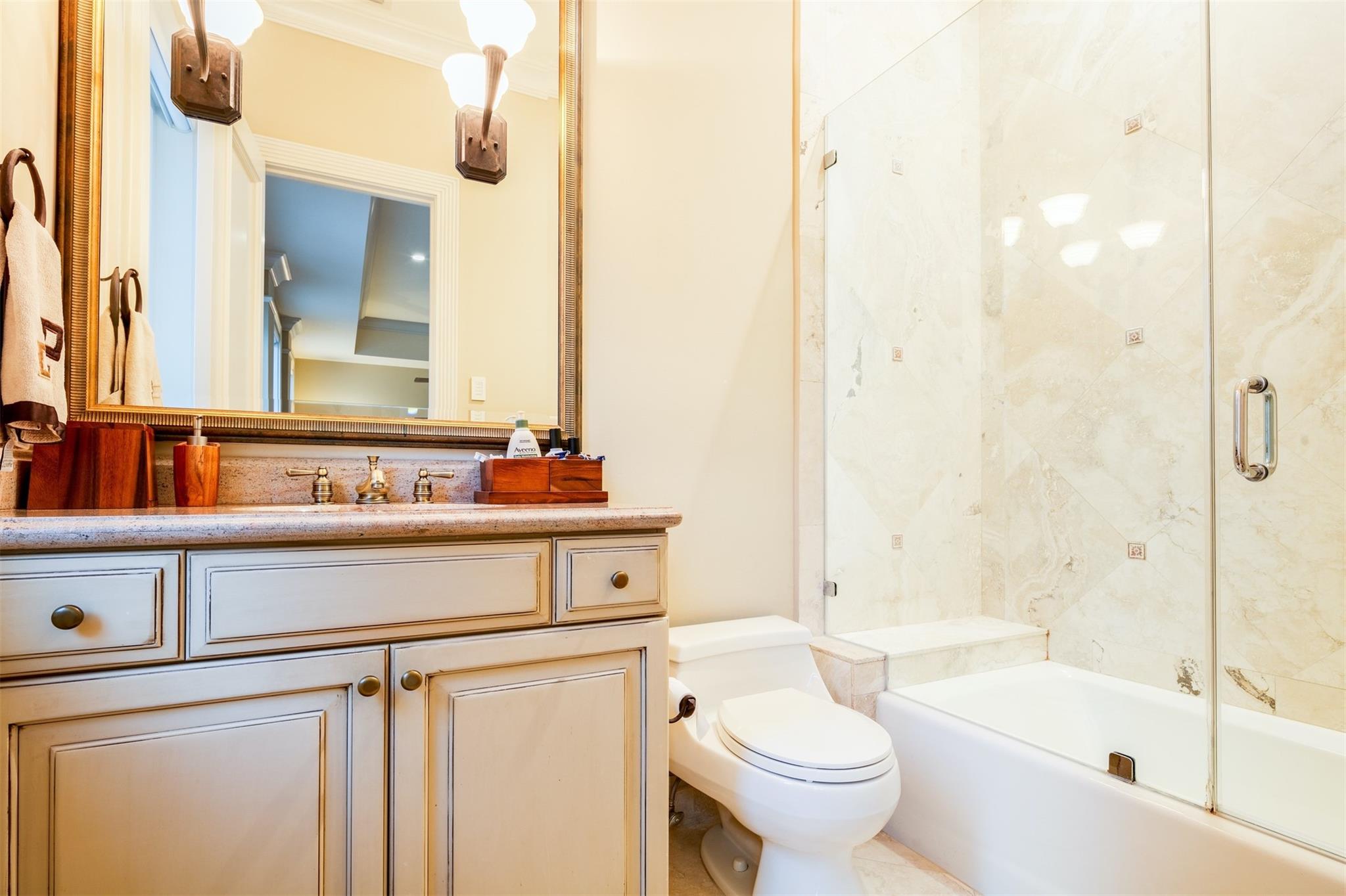 2 Pelican Dr Fort Lauderdale, FL 33301 2 Pelican Dr Fort Lauderdale, FL 33301