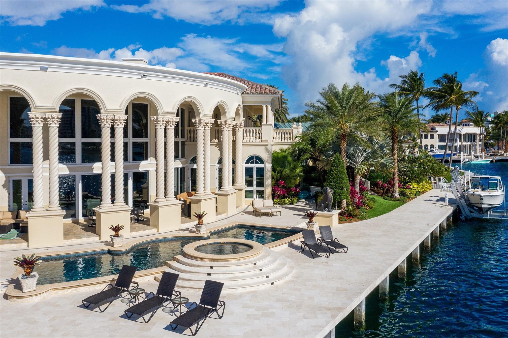 2 Pelican Dr Fort Lauderdale, FL 33301 2 Pelican Dr Fort Lauderdale, FL 33301