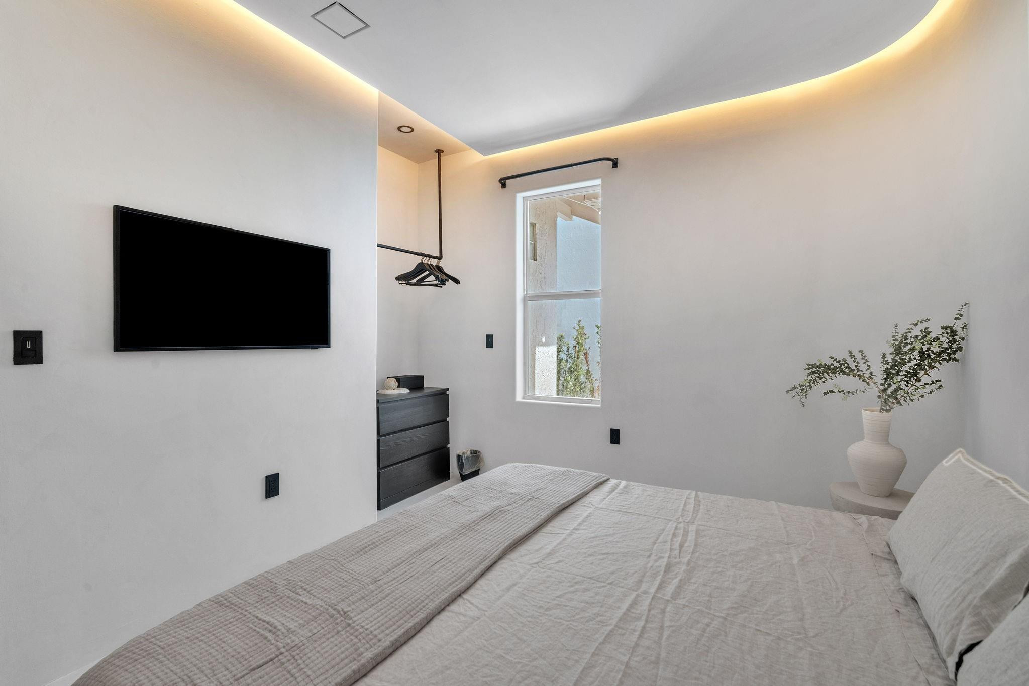 120 NE 25th Miami, FL 33137