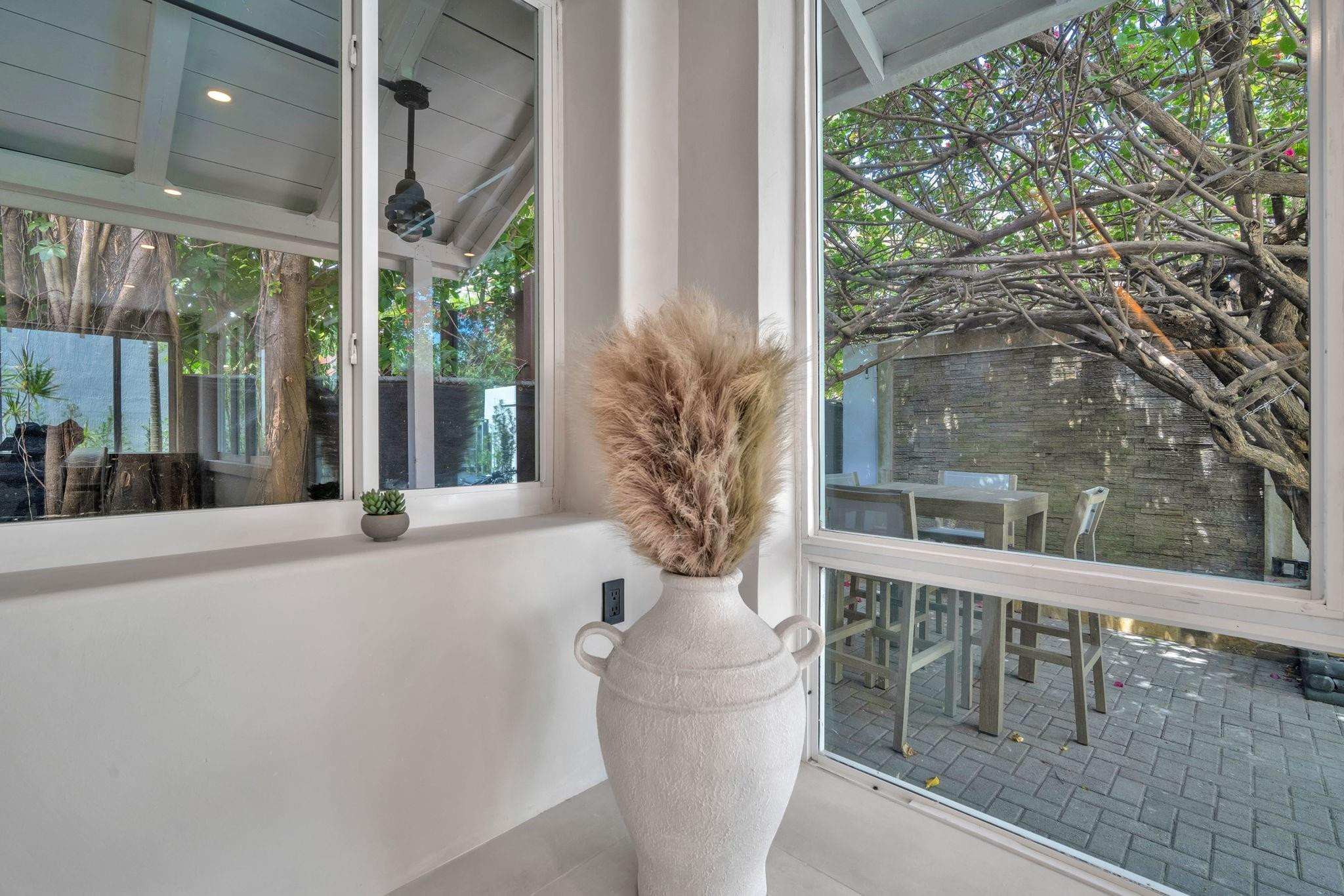 120 NE 25th Miami, FL 33137