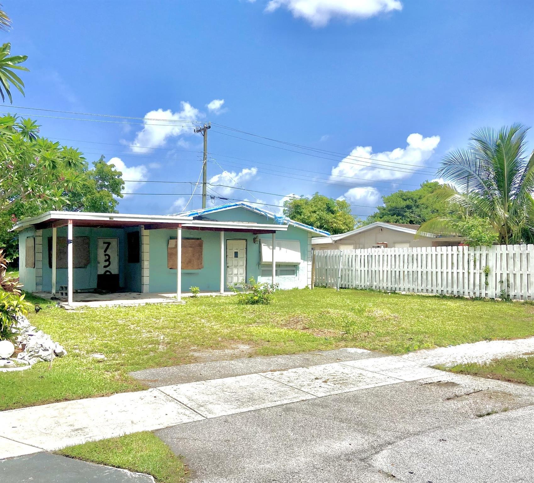 730 NW 17th Ter