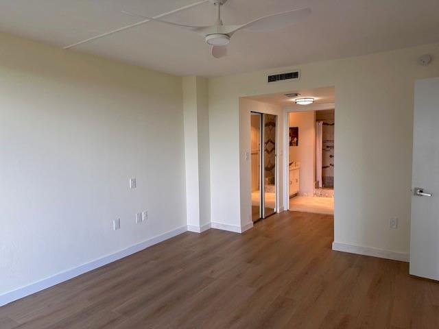 image Commodore Club Condominiu14