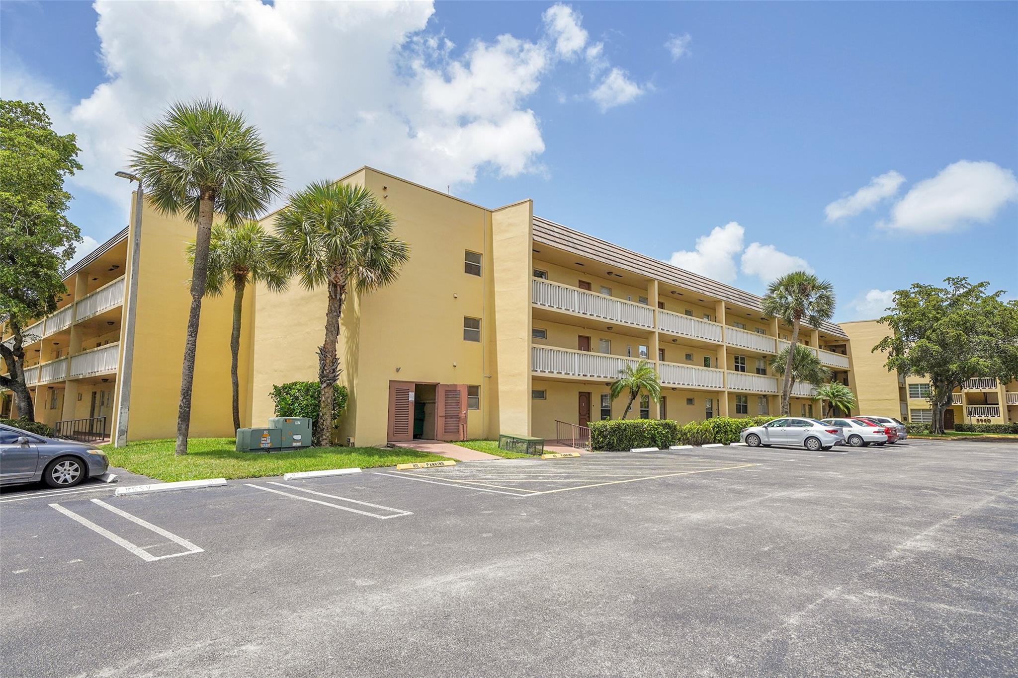 5980 NW 64th #111