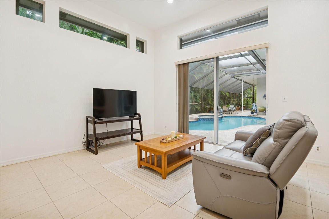 830 NW 122nd Ave Plantation, FL 33325